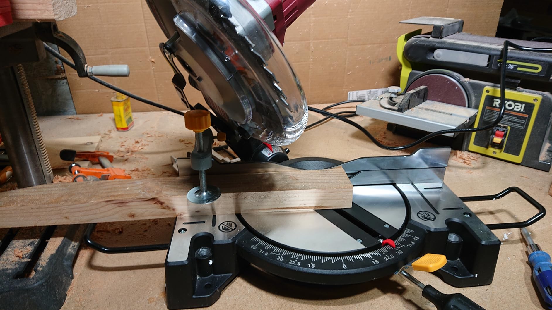 10-inch Compound Miter Saw, 5000RPM, 15 Amp, Single Bevel 0-45° with Extension Table, 36T Blade, Power Saw for Metal, Plastic, Wood, Laminates Customer Review 10-inch Compound Miter Saw, 5000RPM, 15 Amp, Single Bevel 0-45° with Extension Table, 36T Blade, Power Saw for Metal, Plastic, Wood, Laminates - Customer Photo 2