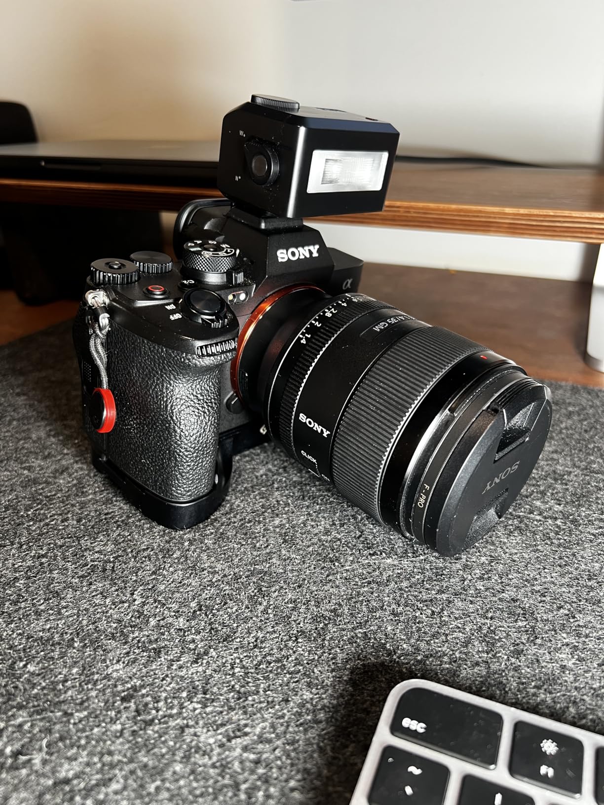 Godox iT30 Pro S Mini Flash for Sony Camera, TTL Auto-Exposure, HSS 1/8000 Seconds, 2.4G Wireless X System, 2.8 Godox iT30 Pro S Mini Flash for Sony Camera, TTL Auto-Exposure, HSS 1/8000 Seconds, 2.4G Wireless X System, 2.8