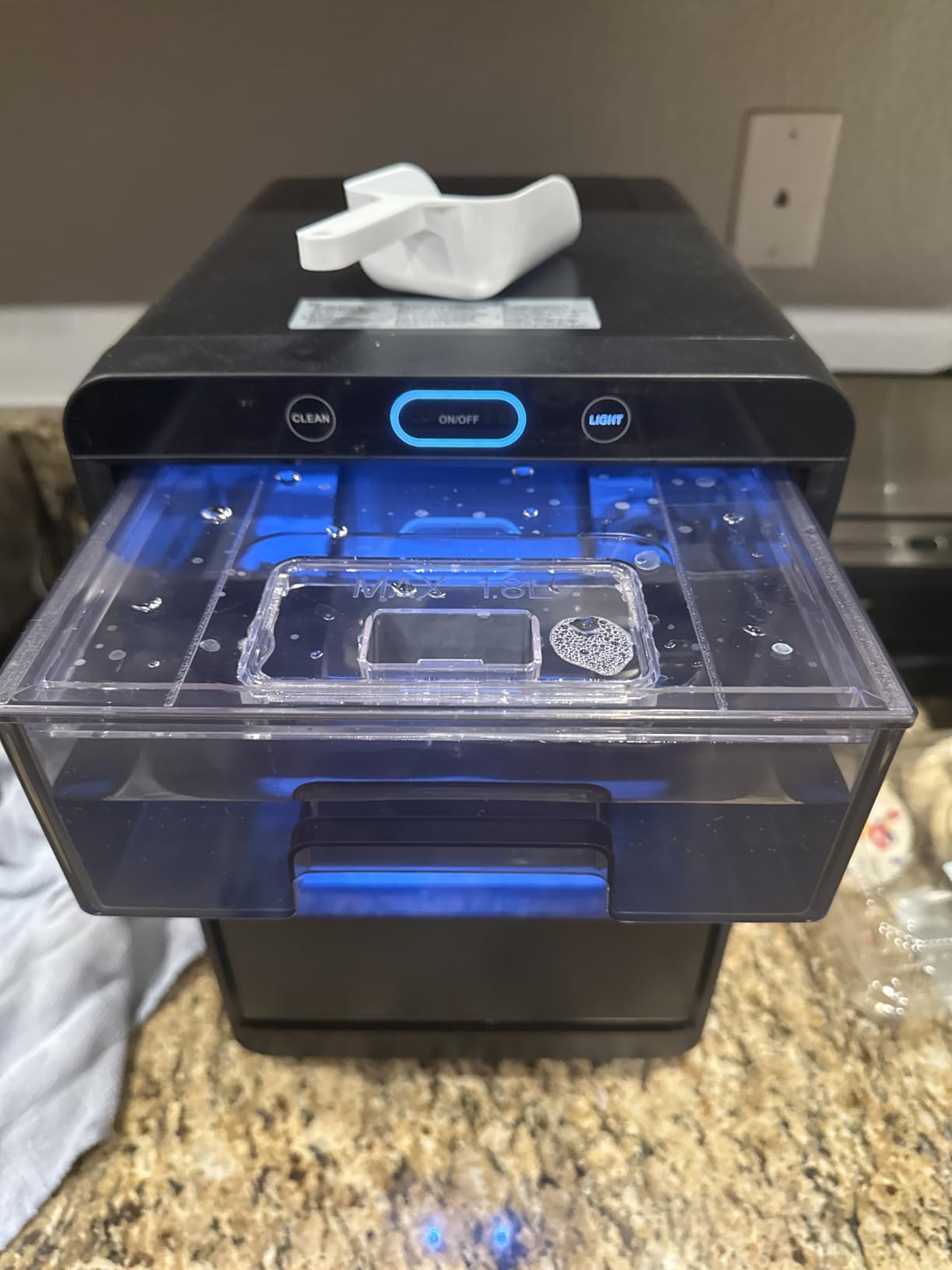 Silonn Nugget Ice Maker Countertop, Crushed Ice Maker & Pebble Ice Machine Produces 44lbs/24h with Front Pull-Out Water Tank & Removable Basket for Home/Kitchen, Stainless Steel Customer Review Silonn Nugget Ice Maker Countertop, Crushed Ice Maker & Pebble Ice Machine Produces 44lbs/24h with Front Pull-Out Water Tank & Removable Basket for Home/Kitchen, Stainless Steel - Customer Photo 2