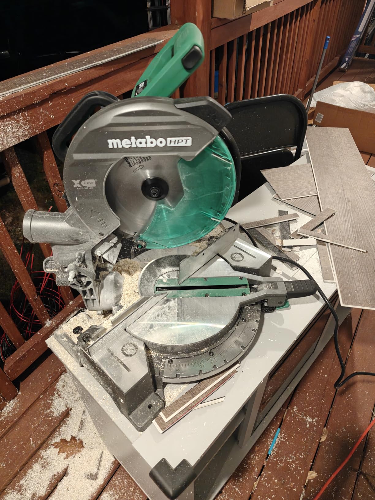 Metabo HPT 10-Inch Single Bevel Compound Miter Saw, 15-Amp Power Saw with Xact Cut Shadow Line, Precision Miter Angles, Single Bevel 0-45°, 40T TCT Miter Saw Blade, Lightweight Design, C10FCG2 customer photo 2