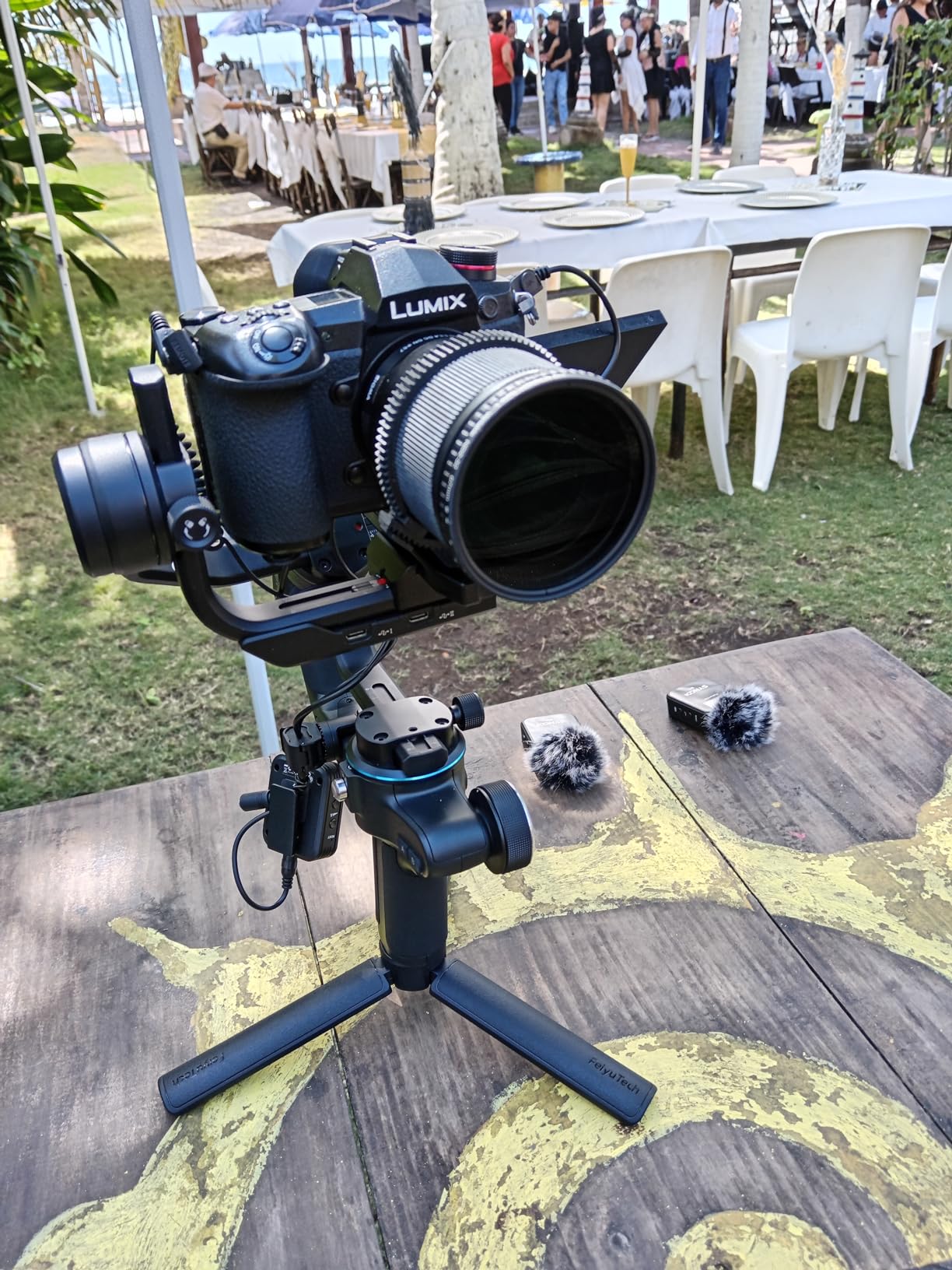 FeiyuTech SCORP-C2 AI Face Tracker Camera Gimbal,3-Axis Stabilizer for DSLR/Mirrorless Camera,for Sony Canon Panasonic Nikon Fujifilm Sigma BMPCC,Native Vertical Shoot,Max 7.72lbs,Smart Track - Customer Photo 2