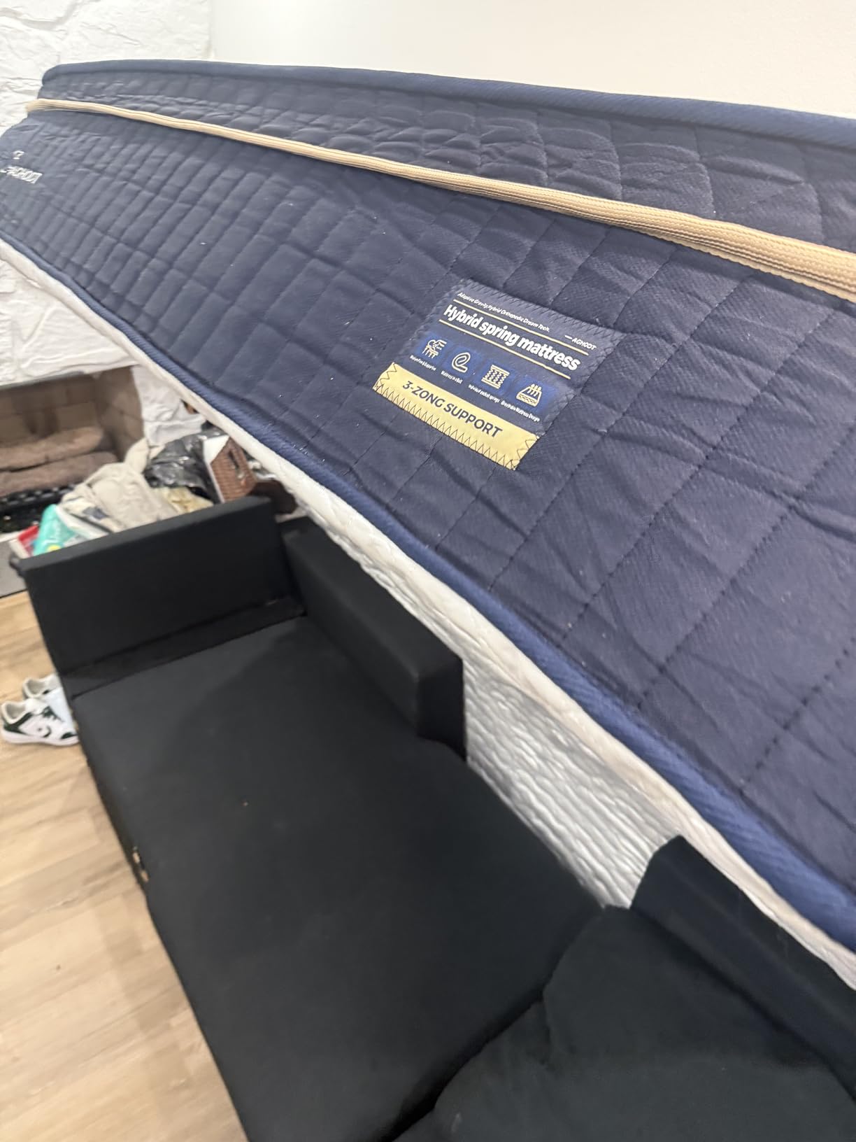 Queen Mattress, 14 Inch Queen Size Hybrid Mattress in a Box, Medium Firm Memory Foam mattress, with Individual Pocket Springs, Upgrade Zoned Support, Motion Isolation&Pressure Relief, CertiPUR-US Customer Review Queen Mattress, 14 Inch Queen Size Hybrid Mattress in a Box, Medium Firm Memory Foam mattress, with Individual Pocket Springs, Upgrade Zoned Support, Motion Isolation&Pressure Relief, CertiPUR-US - Customer Photo 2