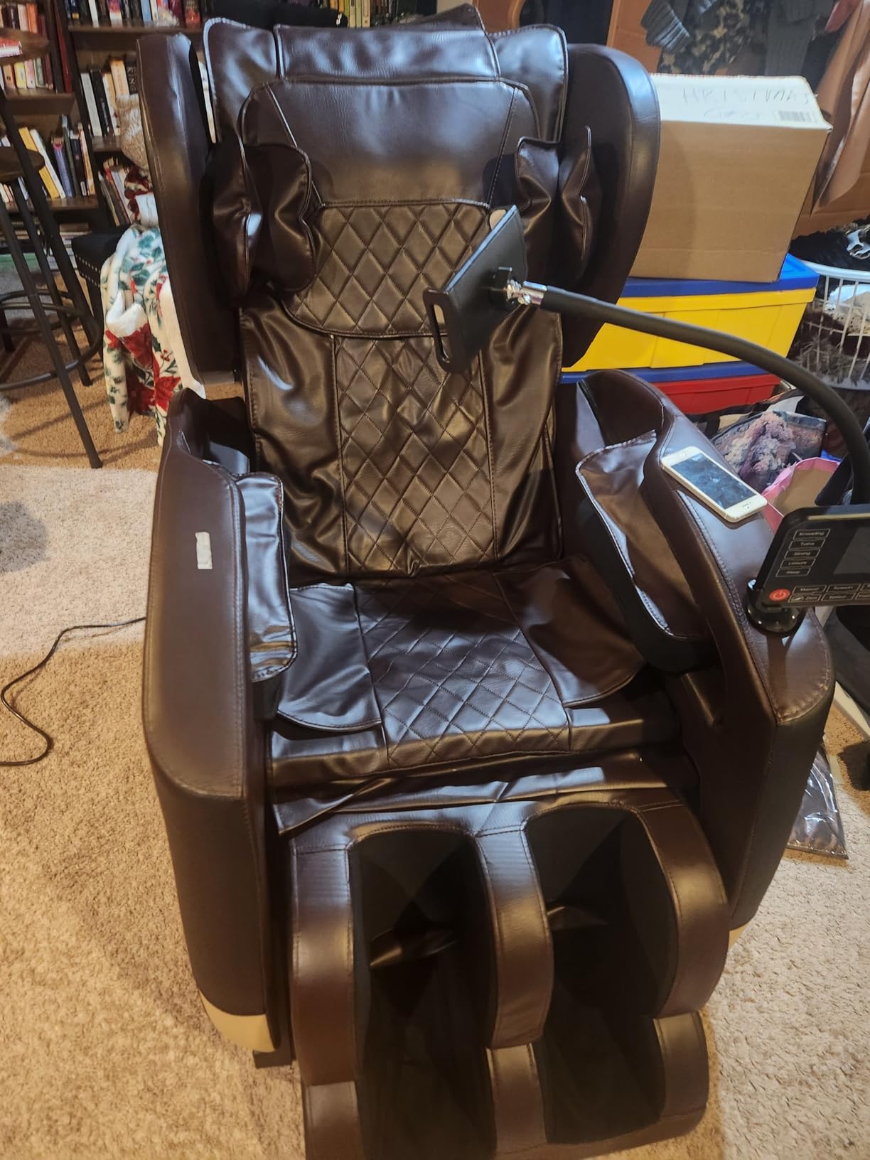 2025 Massage Chair Full Body, Zero Gravity Massage Chair with 10 Fix Rollers, Heating, Foot Massage, Auto Modes, Bluetooth Speaker, Touch Screen Controller (Upgraded Version) - Customer Photo 1