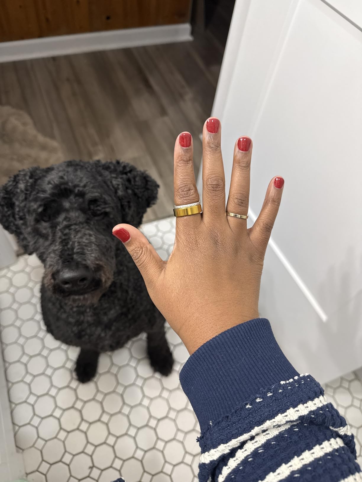Smart Ring Health Tracker,Heart Rate&Sleep Tracking Wearable,Waterproof Fitness Ring for Women/Men,Free Subscription,Scratch-Resistant and Scratch-Free Smart Ring Fitness Tracker(Silver, 9) - Customer Photo 2