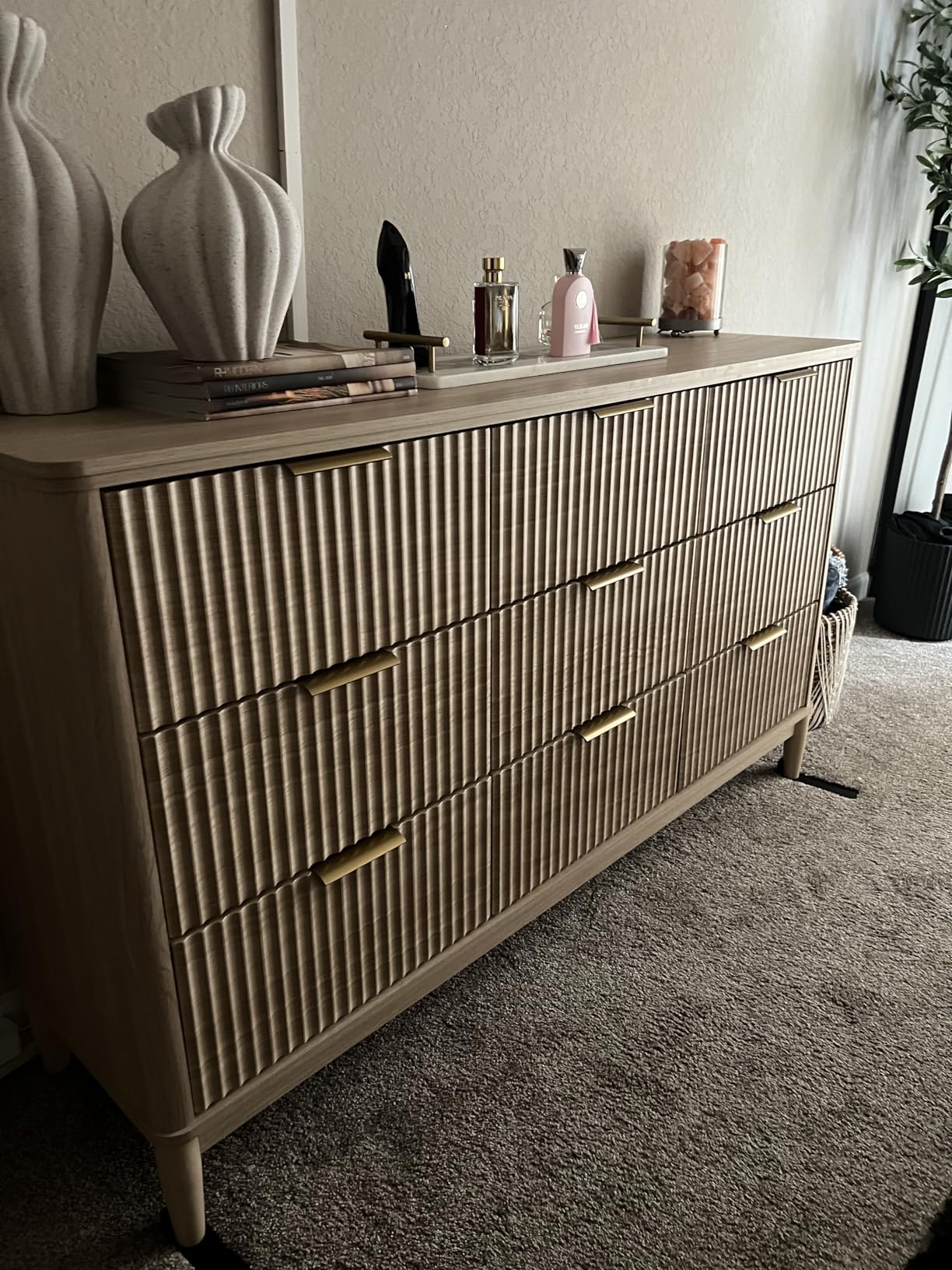 LINSY HOME Fluted Dresser for Bedroom with 9 Drawers, 58