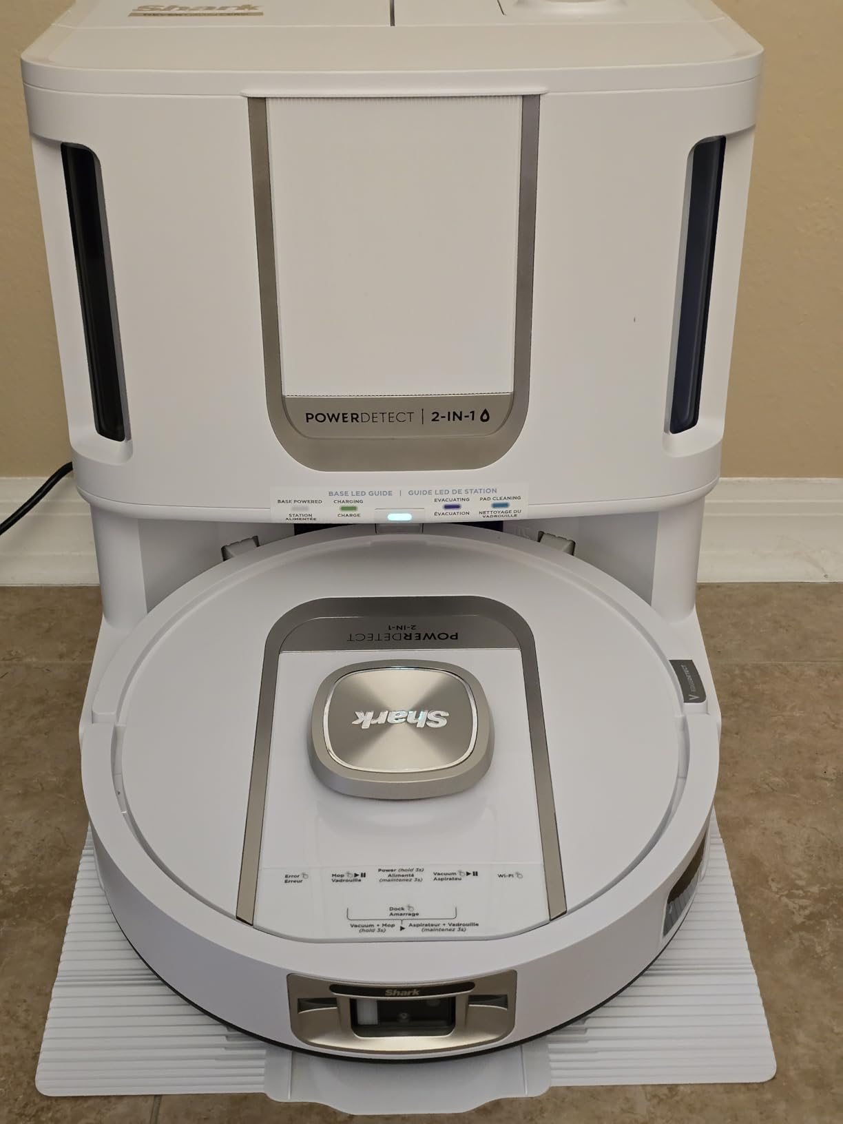 Shark Robot Vacuum & Mop Combo, PowerDetect ThermaCharged NeverTouch Pro, Self-Emptying, Self-Refill with Heated Mop Cleaning, 60-Day Capacity, 30-Day Tank, 6 Power Detect Technologies, Black, RV2920XE Customer Review Shark Robot Vacuum & Mop Combo, PowerDetect ThermaCharged NeverTouch Pro, Self-Emptying, Self-Refill with Heated Mop Cleaning, 60-Day Capacity, 30-Day Tank, 6 Power Detect Technologies, Black, RV2920XE - Customer Photo 2