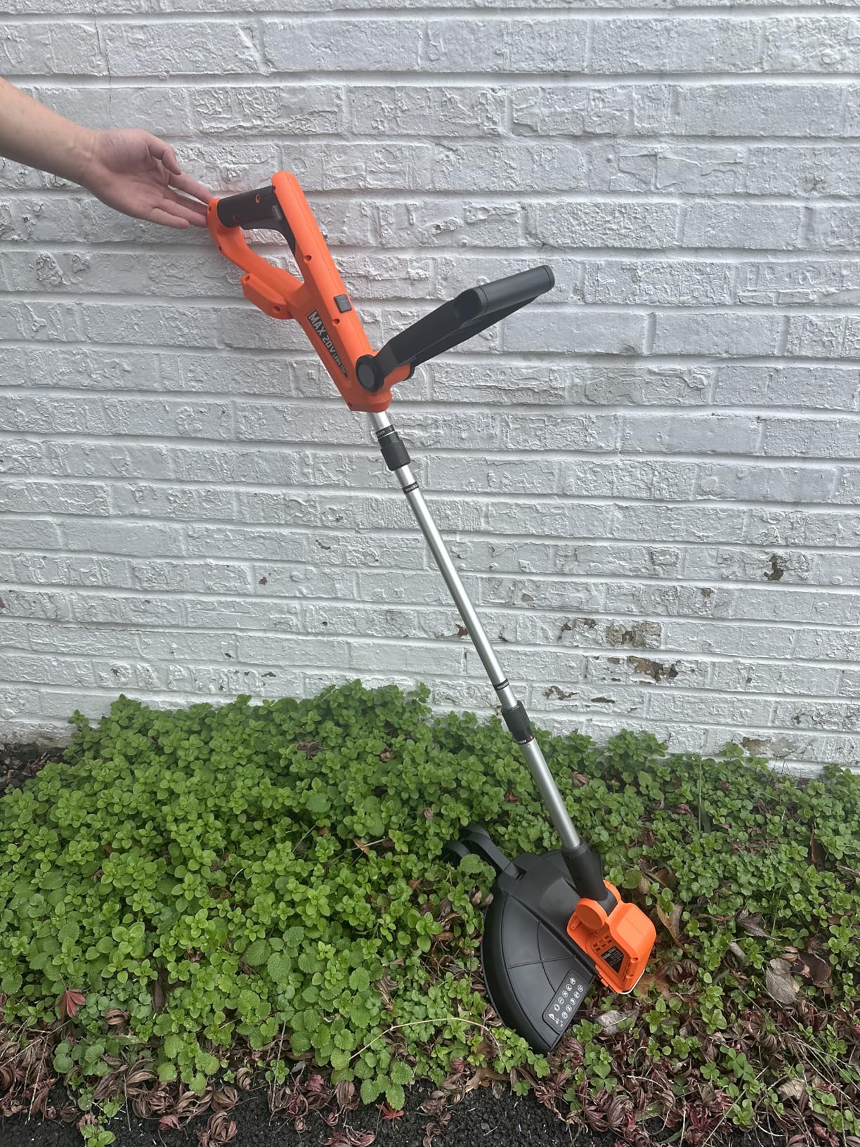 VARSK 20V String Trimmer Cordless, 12 Inch 2 in 1 Trimmer and Edger, Automatic Line Feed, Includes 2 X 2.0Ah Batteries/1 X Fast Charger/6 X Spare Spools Customer Review VARSK 20V String Trimmer Cordless, 12 Inch 2 in 1 Trimmer and Edger, Automatic Line Feed, Includes 2 X 2.0Ah Batteries/1 X Fast Charger/6 X Spare Spools - Customer Photo 1
