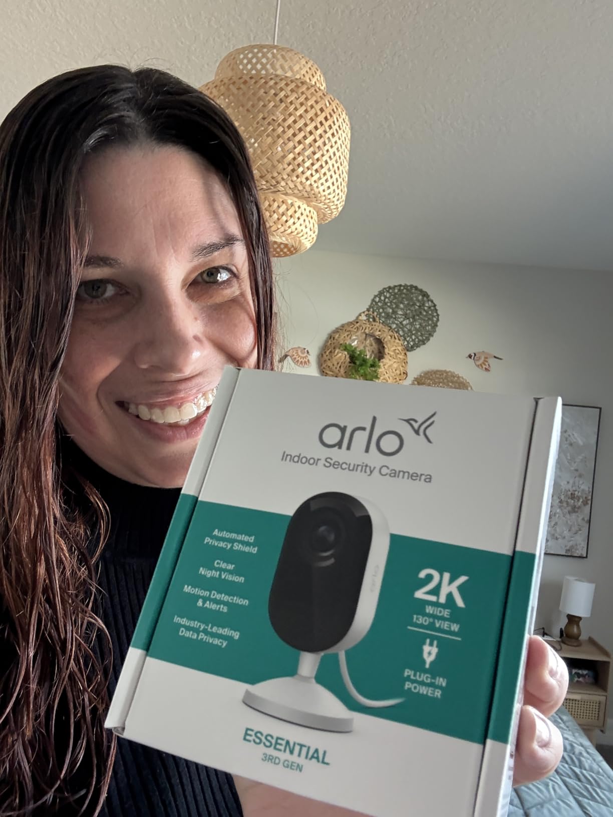 Arlo Essential Indoor Security Camera 2K 3rd Gen 2025 Release - Wired Plug-in Power, Person Recognition, Animal Detection, 1-Month Trial of Secure Plan, Automated Privacy Shield - Customer Photo 4