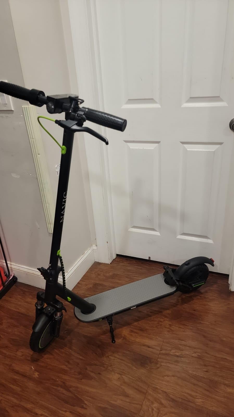 NAVIC Electric Scooter with Dual Suspension/Braking, 350W/500W Motor, 19/22 Mph,Max 22/25/27/49Miles Range, Foldable E Scooter for Adults with App Customer Review NAVIC Electric Scooter with Dual Suspension/Braking, 350W/500W Motor, 19/22 Mph,Max 22/25/27/49Miles Range, Foldable E Scooter for Adults with App - Customer Photo 2