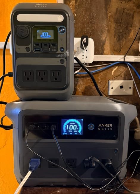 Anker SOLIX C1000 Gen 2 Portable Power Station, 2,000W (Peak 3,000W) Solar Generator, Full Charge in 49 Min, 1,024Wh LiFePO4 Battery - Customer Photo 1