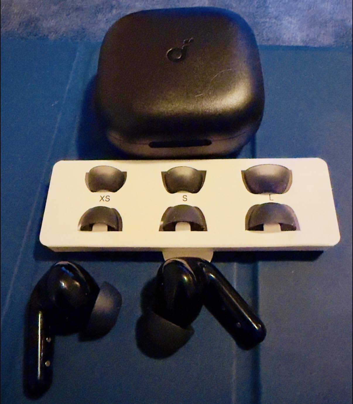P31i by Anker, Real-Time Adaptive Noise Cancelling, Hi-Res Sound, Translation Earbuds, 50H Playtime, Wireless Earbuds, Bluetooth Earphones, Spatial Audio, Fast Charging, IP55 (Black) customer photo 1