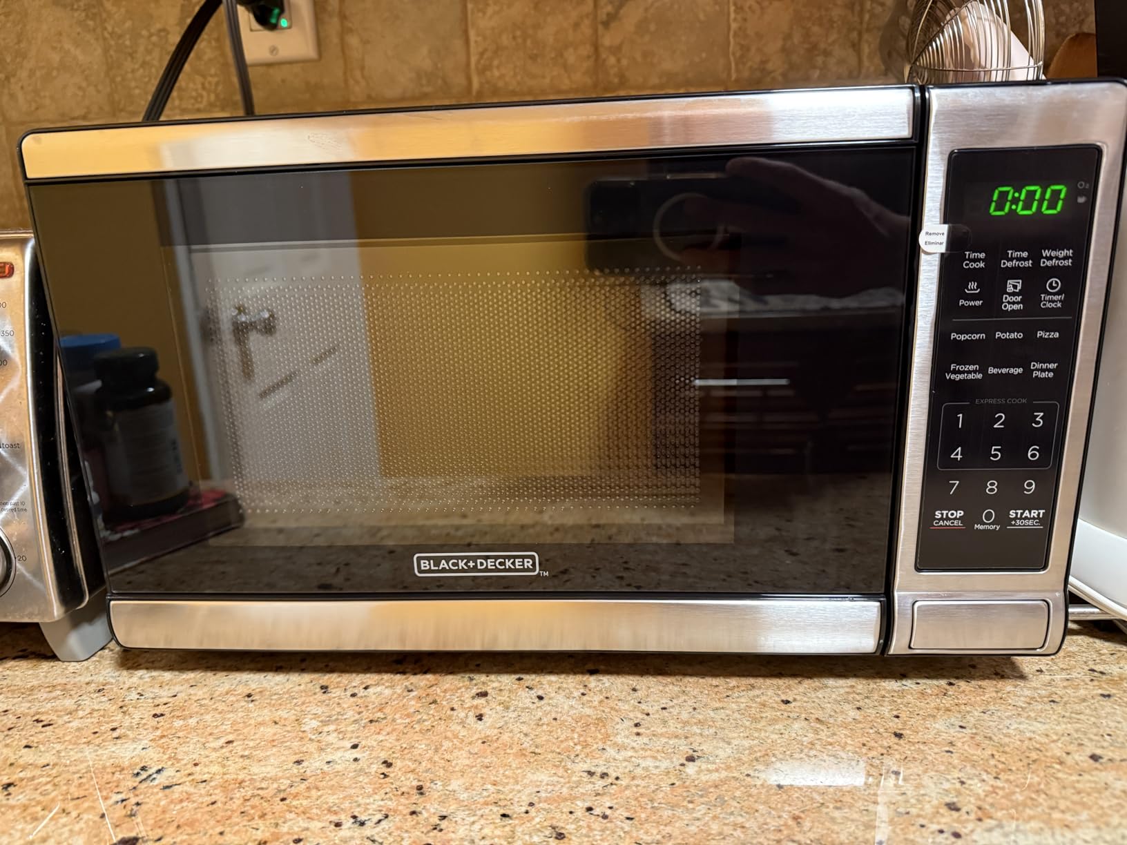 BLACK+DECKER Over the Range Microwave Oven with Air Fryer, Convection, and Bake Modes, 1.5 cu.ft., Stainless Steel, 900 Watts, EC942K6CE-SS - Customer Photo 1