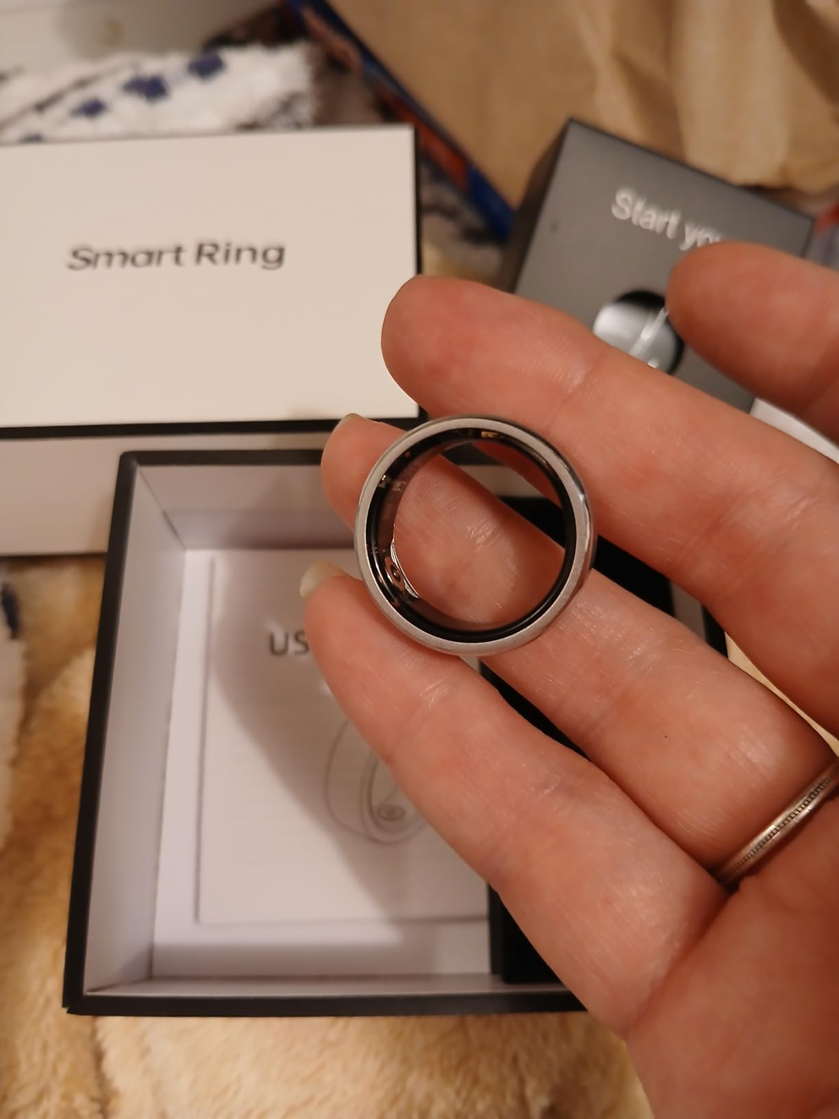 Smart Health Ring, Featuring Stress and Sleep Monitoring Functions, Compatible with iOS and Android, Waterproof Fitness Tracker for Women & Men, No Subscription Fee. (Silver, 9) - Customer Photo 2