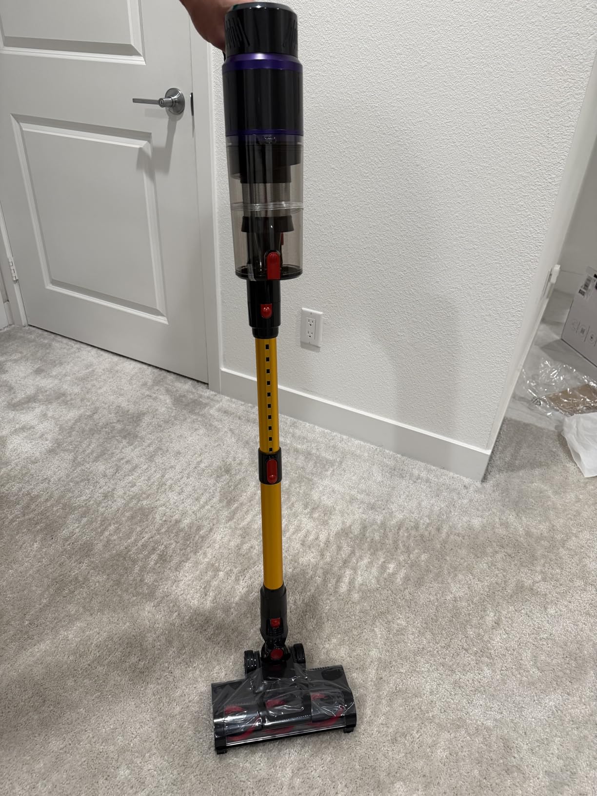 Cordless Vacuum Cleaner, 550W/50Kpa/70Mins Vacuum Cleaners for Home with Smart Auto Mode/LED Touch Display, Self-Standing Cordless Stick Vacuum Rechargeable, Vacuum Cleaner for Pet Hair/Carpet/Floors - Customer Photo 1