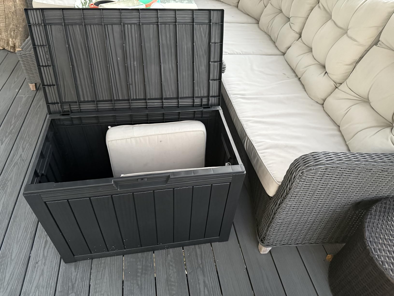PATIOEASY Outdoor Storage Box 320GAL Waterproof Resin Deck Box,UV-Resistant Lockable Delivery Bin for Garden Tools,Large Patio Outside Cushions,Pool Accessories Supplies,Chest,Furniture,Package,Black Customer Review PATIOEASY Outdoor Storage Box 320GAL Waterproof Resin Deck Box,UV-Resistant Lockable Delivery Bin for Garden Tools,Large Patio Outside Cushions,Pool Accessories Supplies,Chest,Furniture,Package,Black - Customer Photo 1