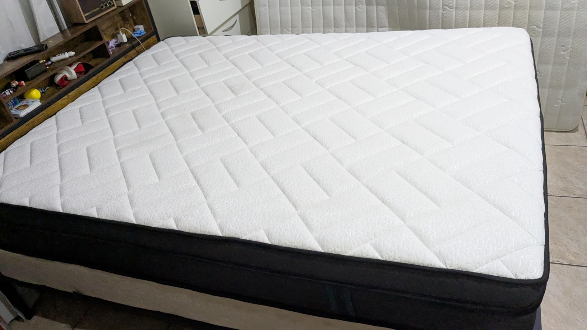 Sleepmax Firm Queen Mattress 14 Inch - Deep Sleep Hybrid Mattress for Back Pain Relief - No Sagging Bed in a Box for Back & Side Sleepers - Fiberglass-Free, CertiPUR-US Certified, 365-Night Trial - Customer Photo 5