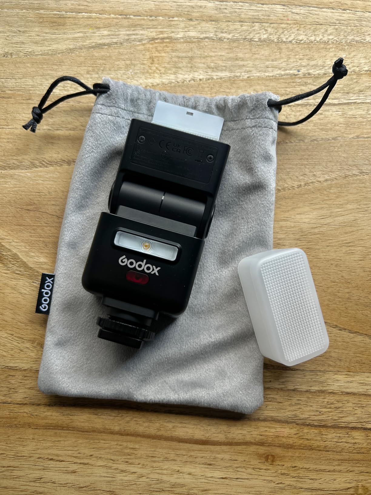 Godox IT32 TTL Camera Flash with X5C Flash Trigger for Canon Cameras,Magnetic Hotshoe&Trigger 2-in-1,Colorful Touch Screen,Rotatable Flash Head,X System TTL&HSS,LED Modeling Light,Creative Accessories - Customer Photo 1