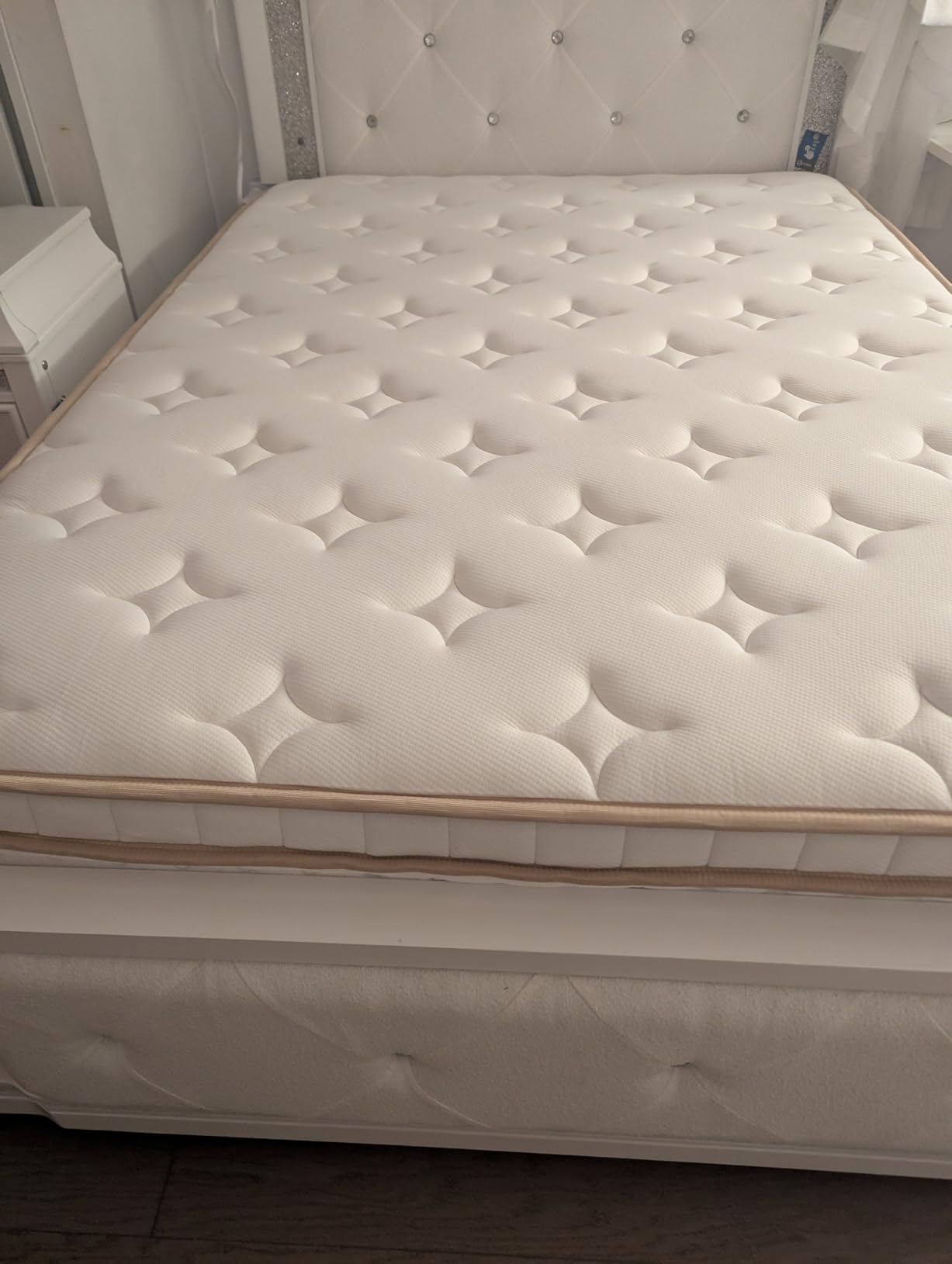 BedStory Extra Firm Mattress Queen - 12 Inch Hybrid Queen Mattress with Ultra Lumbar Support and Reinforced Edges - Back Pain Relief, Motion Isolation - CertiPUR-US, Fiberglass-Free, 365-Night Trial - Customer Photo 1