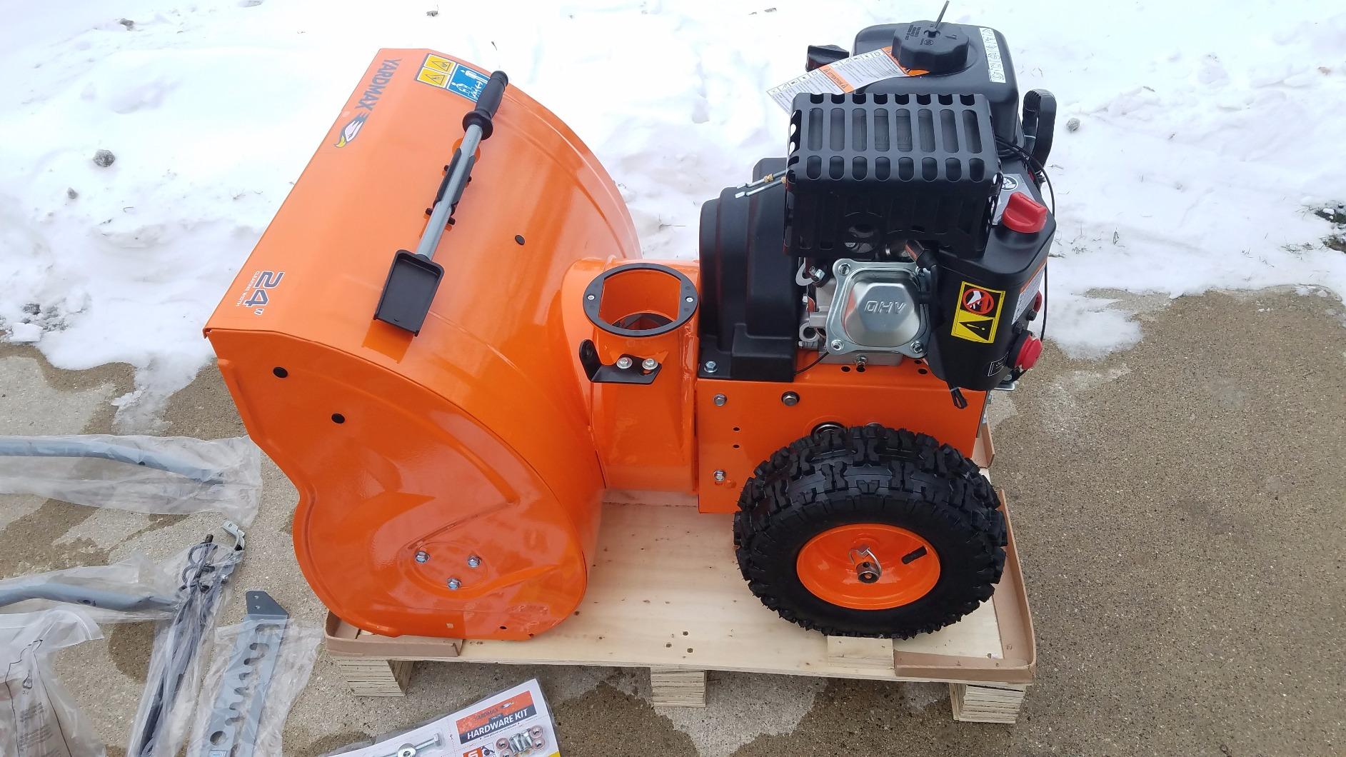 YARDMAX YB6270 24 in. 212cc Two-Stage Self-propelled Gas Snow Blower with Push-Button Electric Start customer photo 1