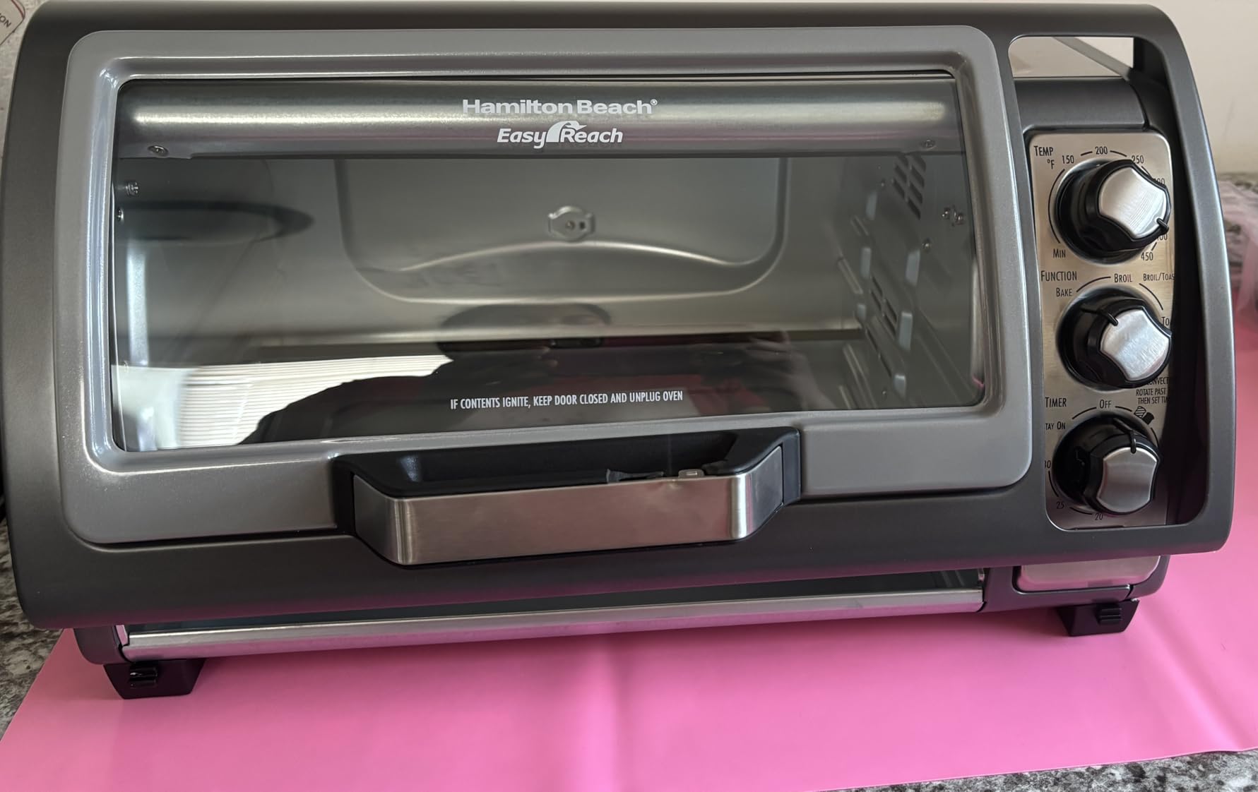Hamilton Beach 6 Slice Countertop Toaster Oven With Easy Reach Roll-Top Door, Bake, Broil & Toast Functions, Auto Shutoff, Silver (31127D) customer photo 2