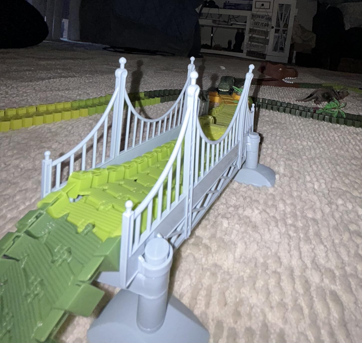 Dinosaur Toys,Create A Dinosaur World Road Race,Flexible Track Playset and 2 pcs Cool Dinosaur car for 3 4 5 6 Year & Up Old boy Girls Best Gift customer photo 2