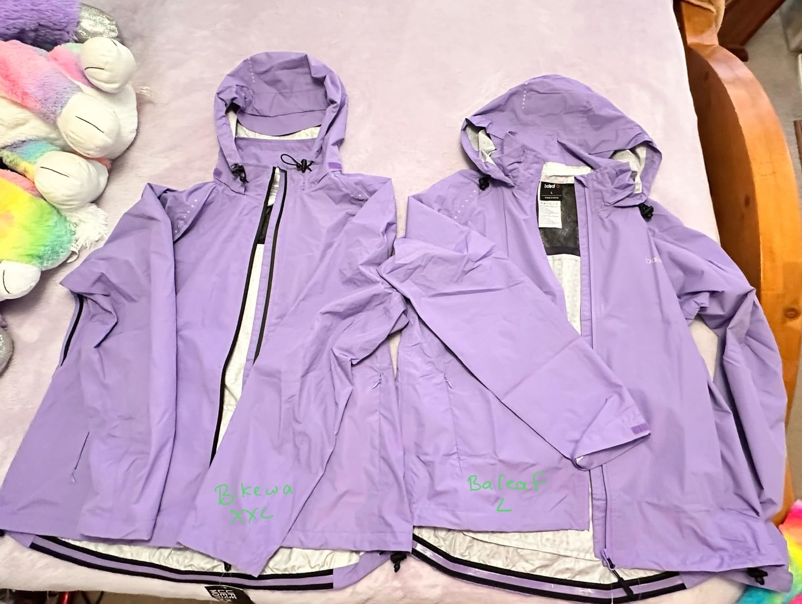 baleaf Women's Rain Jackets Waterproof Windbreaker Packable Running Lightweight Cycling Jacket Reflective Hooded customer photo 1