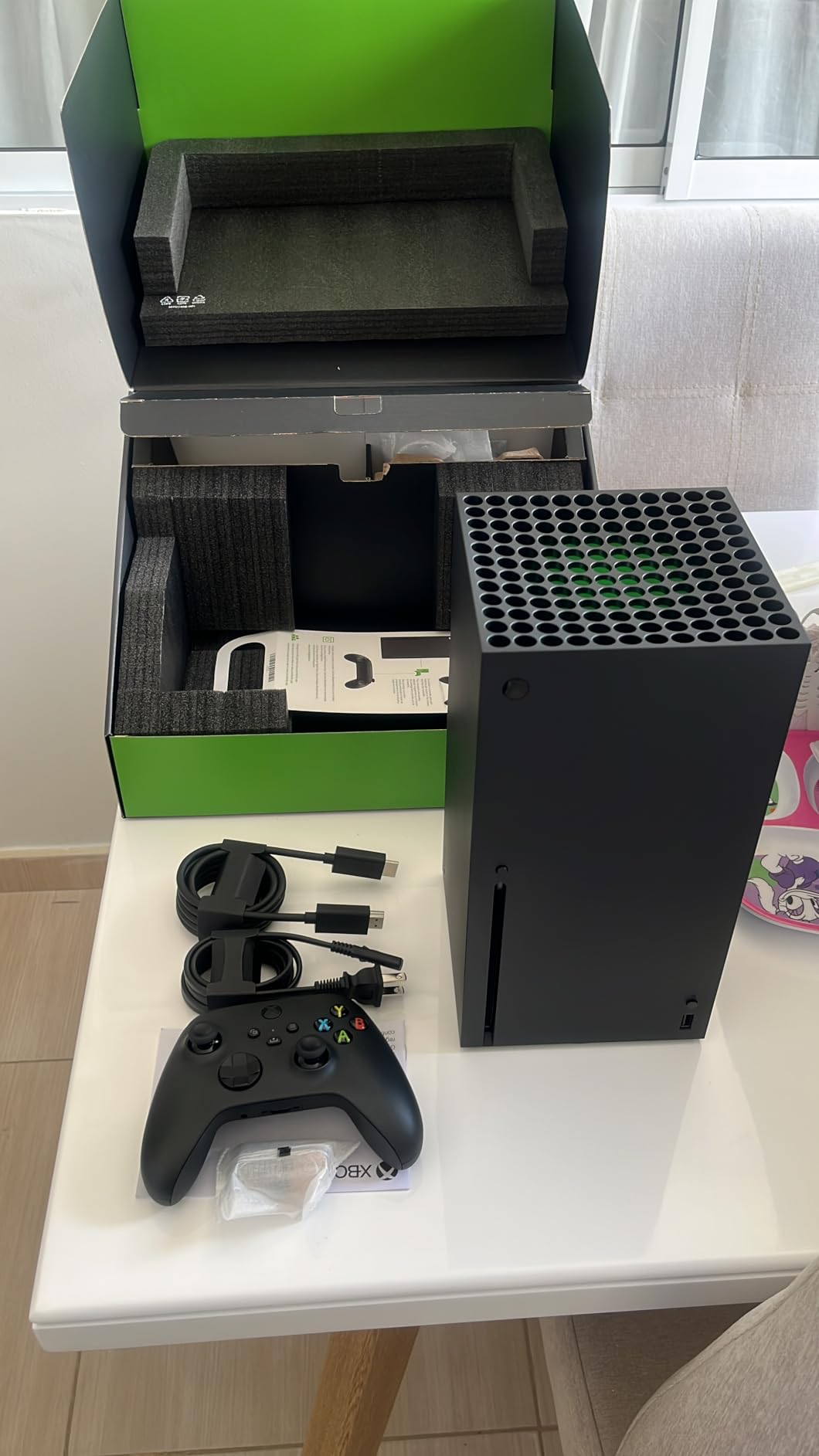 Xbox Series X - Gaming Console - 1TB SSD - Includes Wireless Controller - 4K Gaming - 120FPS - Carbon Black customer photo 1