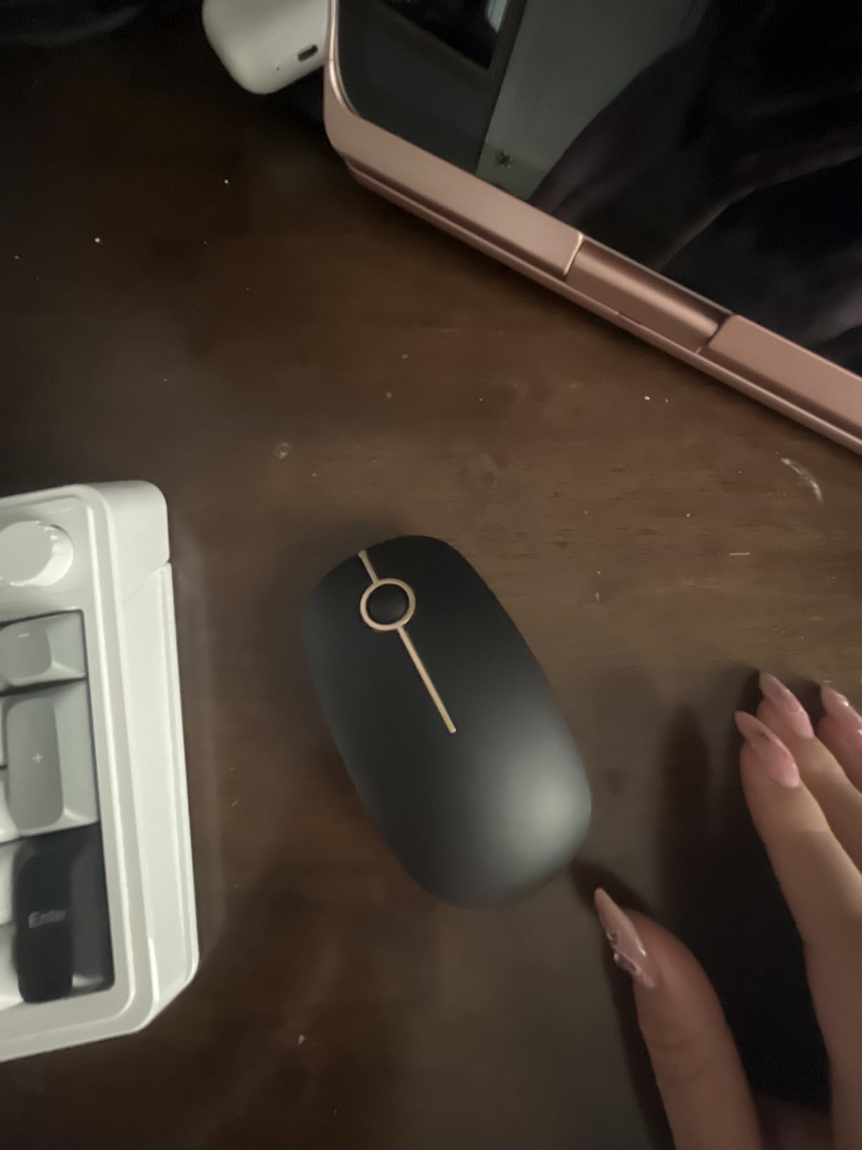 VssoPlor Wireless Mouse, 2.4G Slim Portable Computer Laptop Mouse with Nano Receiver Quiet Silent Optical Mice for Notebook, PC, Laptop, Computer-Black and Gold customer photo 1