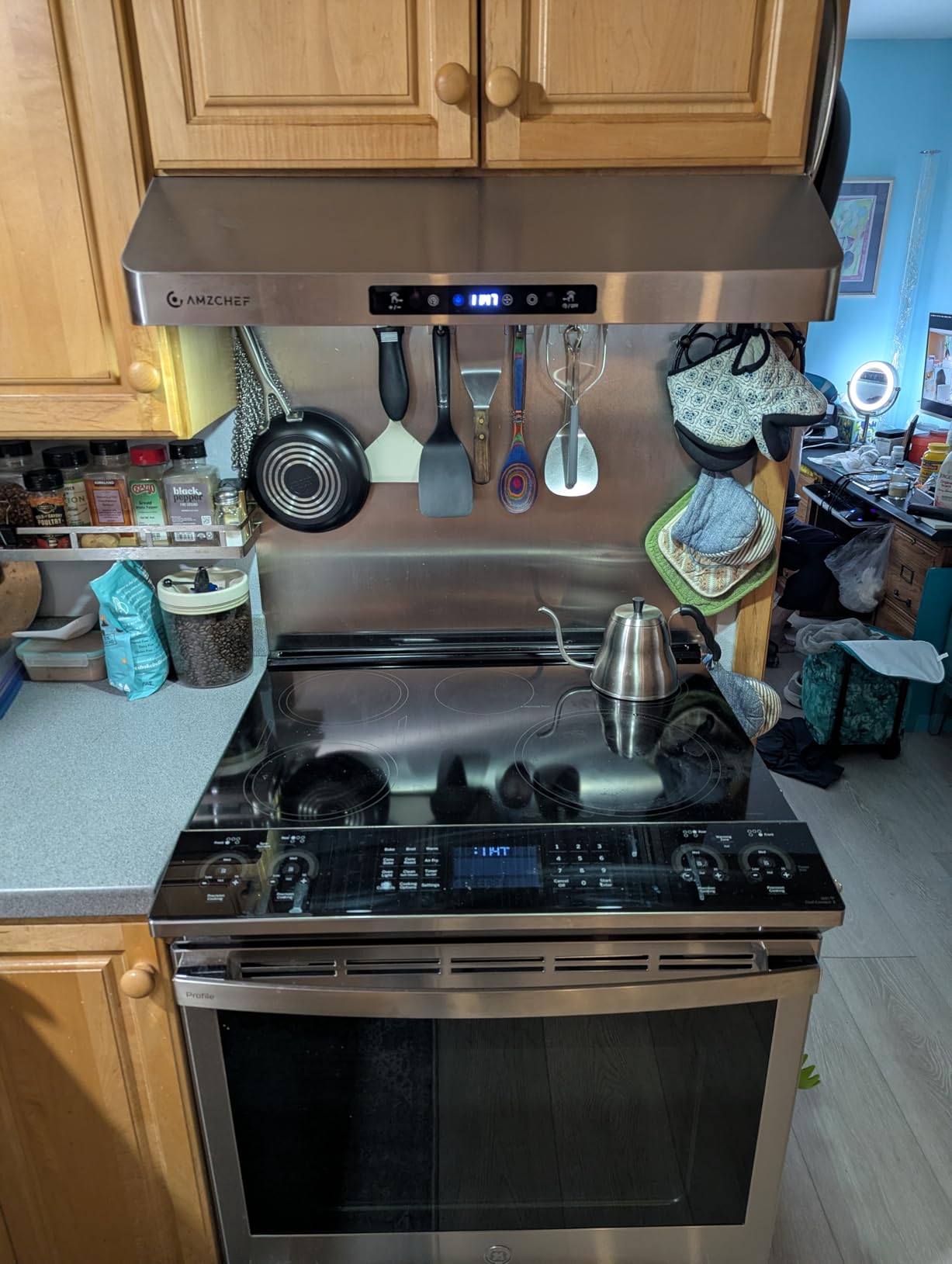AMZCHEF Under Cabinet Range Hood 30 Inch, 750CFM Stainless Steel Kitchen Stove Vent Hood 3 Speed Exhaust Fan Touch/Remote/Gesture Control LED lights Time Setting Dishwasher-Safe Baffle Filters customer photo 1