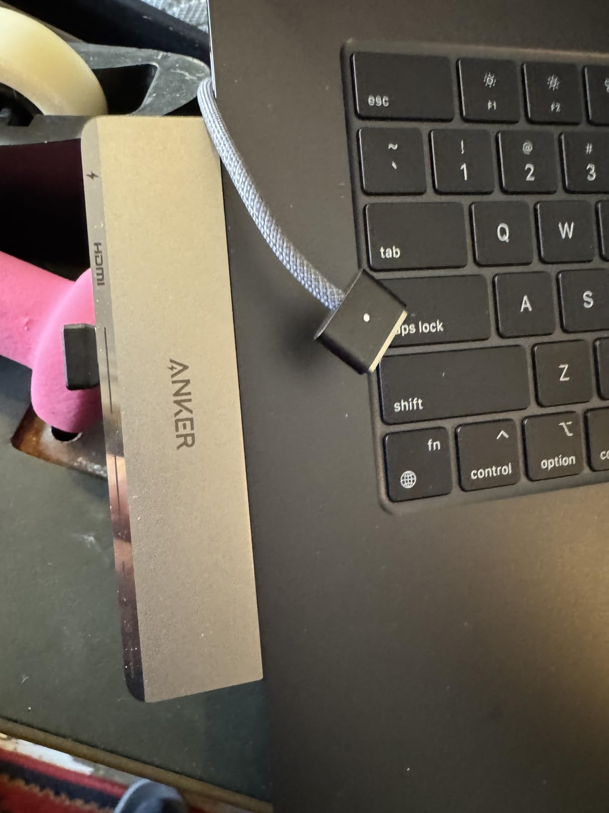 Anker USB C Hub for MacBook, 7-in-2 with 4K@60Hz HDMI, Compatible with Thunderbolt 4, 1 Type C and 2 USB A Data Ports for MacBookPro 13 Inch, MacBookAir M1 / M2, and More customer photo 2