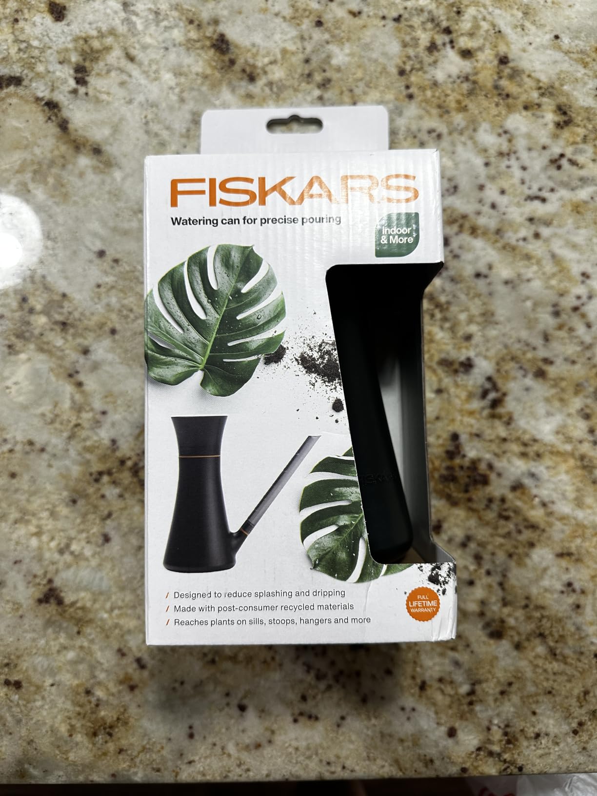 Fiskars Indoor Watering Can, Long Reach Spout for Precision Hydration on Houseplants, Anti-Drip Nozzle with Translucent Volume Markings, Ergonomic Recycled Plastic Body, 40 oz, Black customer photo 2