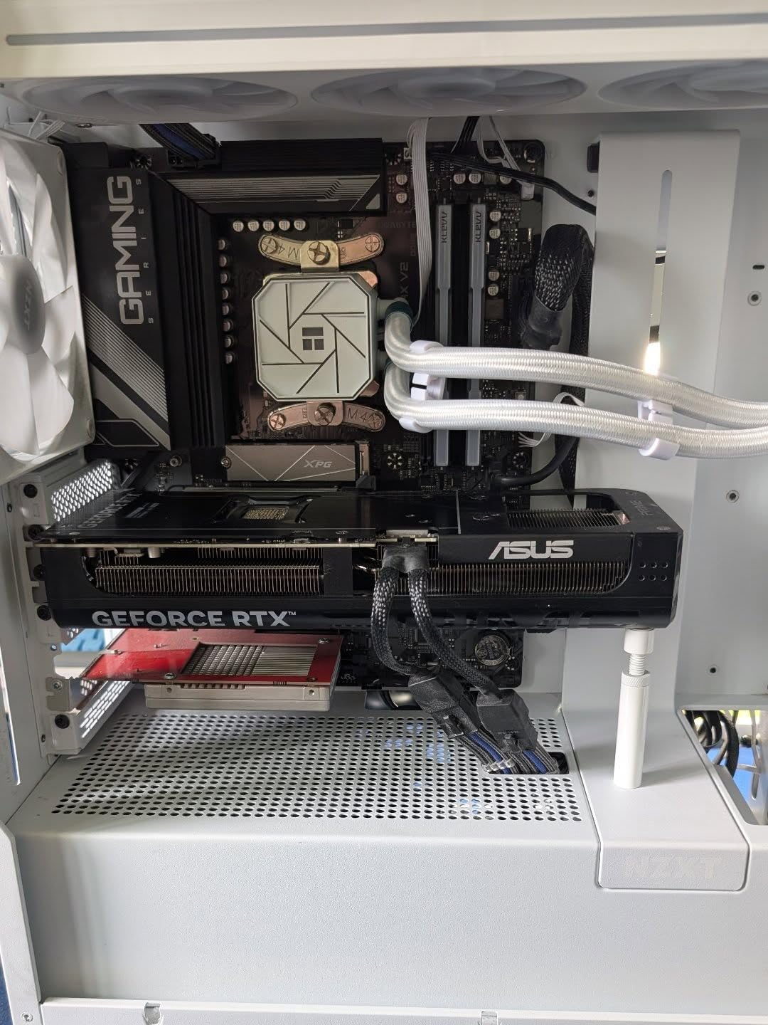 NZXT F360 RGB Core - 360mm Single-Frame Fan Unit with 3 x 120mm RGB Fans - Speed & Lighting Control - High Static Pressure & Airflow - Fluid Dynamic Bearings - 8 aRGB LEDs Per Fan - Black customer photo 1