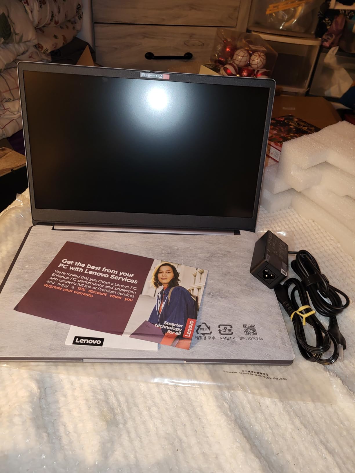 Lenovo IdeaPad Slim 3 Chromebook - 2024 - Lightweight Laptop - Waves MaxxAudio Speakers - 14