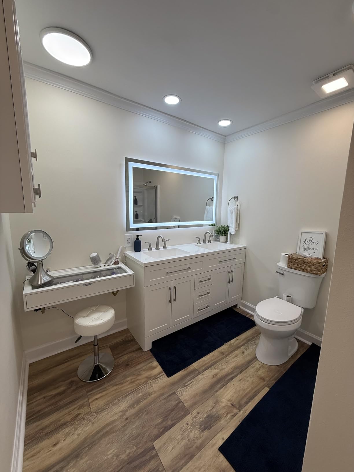 40X32 LED Bathroom Mirror with Lights, Anti-Fog, Dimmable, Backlit + Front Lit, Smart Bathroom Vanity Mirror, Memory Function, Shatterproof, Tempered Glass (Horizontal/Vertical) customer photo 2