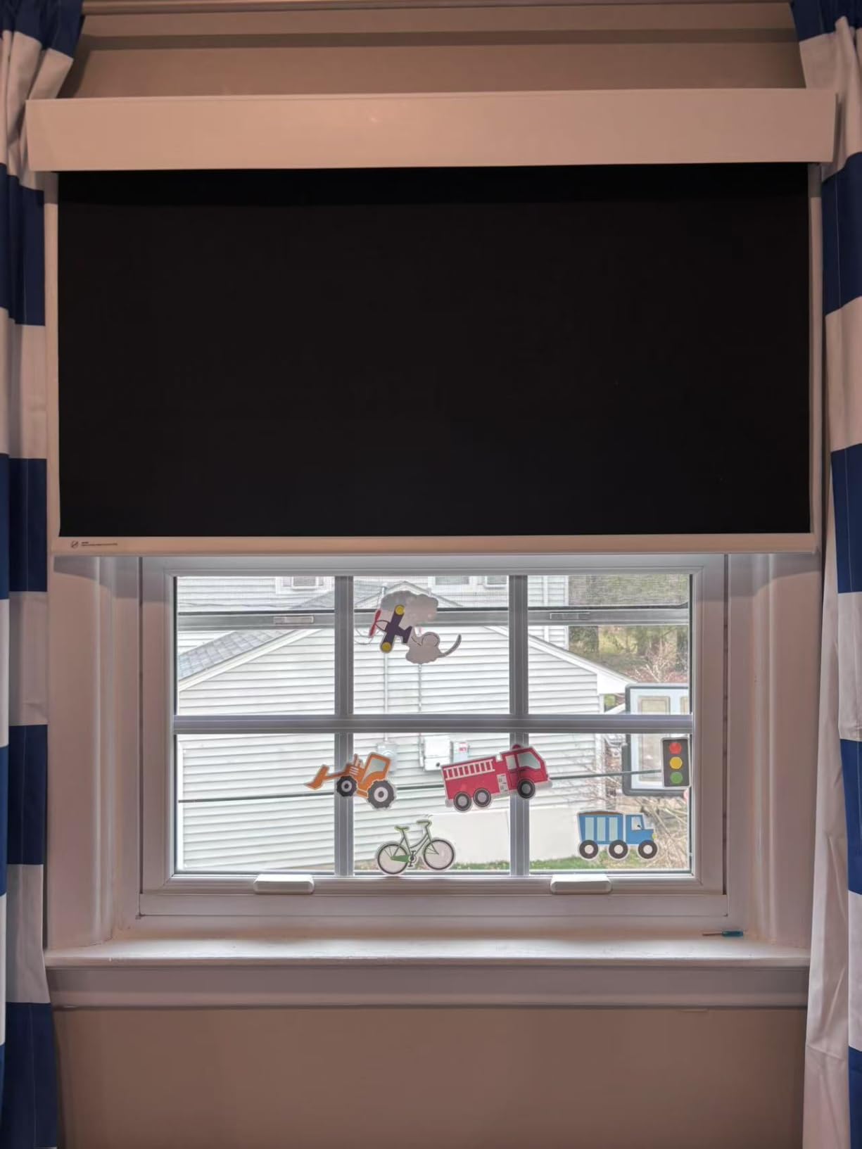 Motorized Blinds No Drill Automatic Blinds for Windows Cordless Roller Shades Electric Blinds with Remote Control Smart Blinds (White, 34.5 x 72) customer photo 2