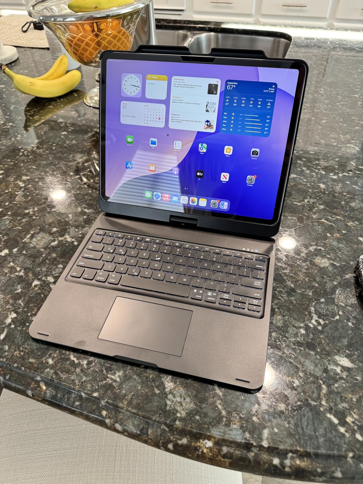 Apple iPad Air, 2025 with M3 Chip (11-inch, Wi-Fi, 128GB) - Space Gray (Renewed) customer photo 1
