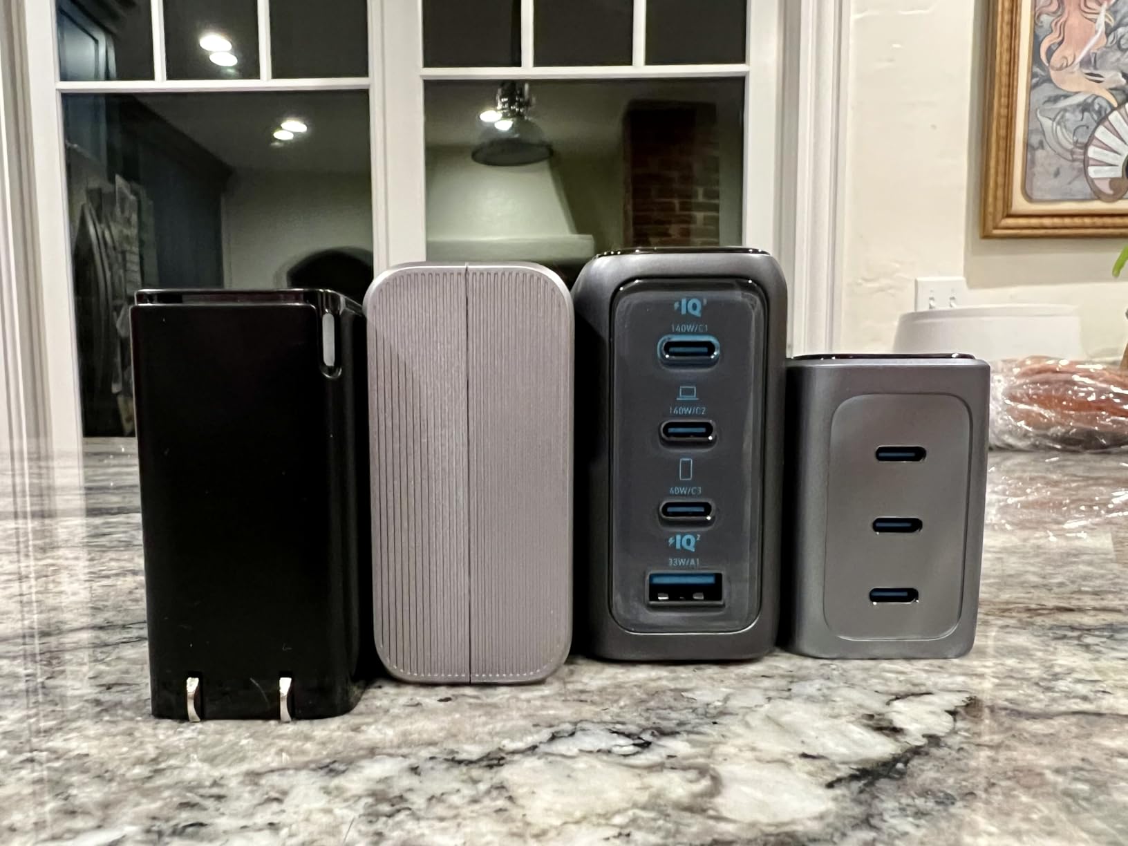 Anker Prime Charger, 160W 3-Port Compact GaN USB C Charger Block, Smart Display and Touch Control, 140W Max Charging via Any Single Port, for MacBook Pro/Air, Laptop, iPhone 17/16 Series(Non-Battery) customer photo 2