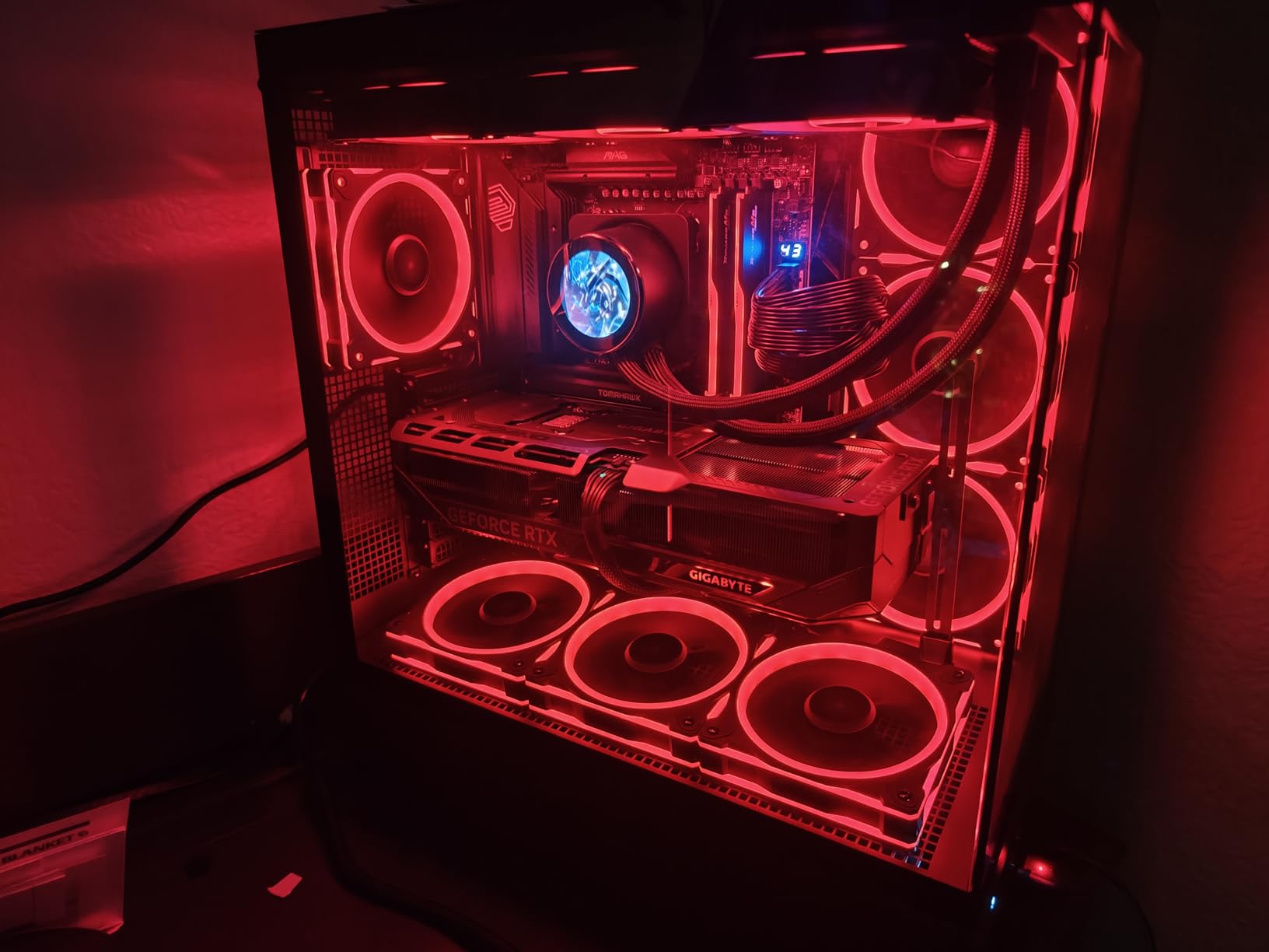 ASUS Prime MR120 ARGB Fan Black Triple Pack, 28mm Extra-Thick Frame, Quiet, high-Performance Cooling with PWM Control, 20 ARGB LEDs with Dual-Sided Frame Lighting, Aura Sync Compatibility customer photo 1