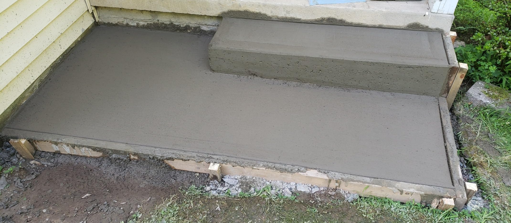 MARSHALLTOWN 16 Inch Beveled End Magnesium Hand Float, Concrete, DuraSoft Handle, Cast Magnesium Blade, Made in the USA, 145D customer photo 1