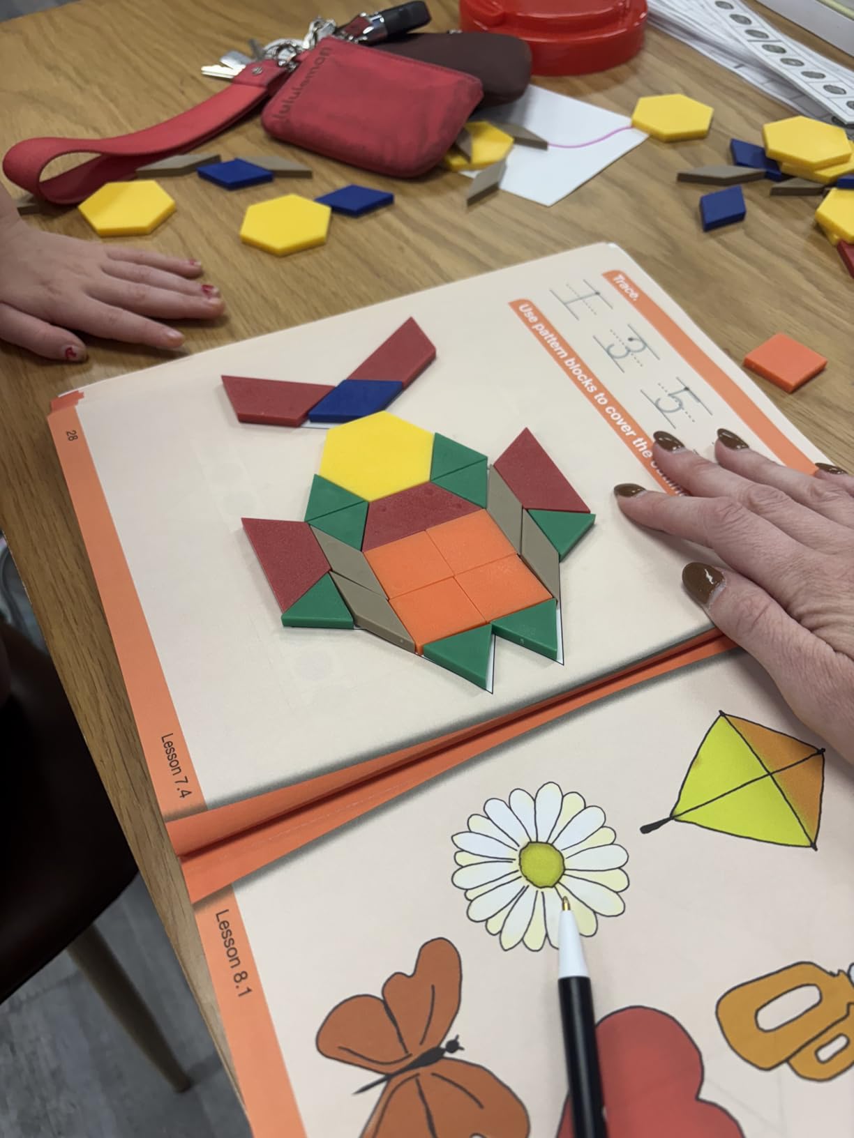 Learning Resources Plastic Pattern Blocks 250 Set - Classroom Must Haves, Math Teaching Tools, Homeschool Supplies, Math Manipulatives, 3+ Ages customer photo 1