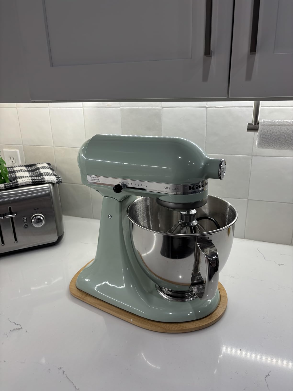 KitchenAid Artisan, 5-Qt Tilt Head Stand Mixer, KSM150PS, Pistachio | Includes Pouring Shield for Mess-Free Mixing, 10 Speed Settings, Easily add Ingredients with the Tilt-Head Design customer photo 2