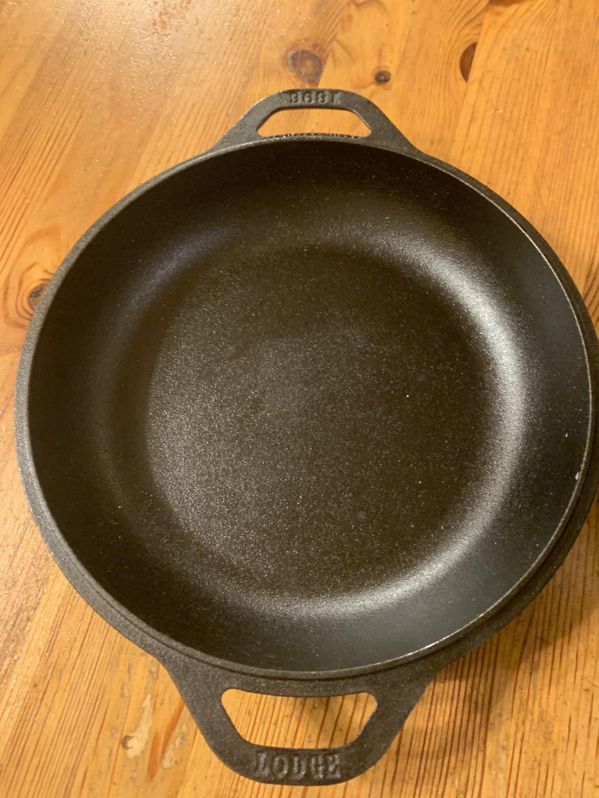 Lodge Cast Iron Double Dutch Oven, 5 Quart - Pre-Seasoned 2-in-1 Cast Iron Cookware - Pot & Skillet Combo - Even Heat Retention - Oven-Safe, Versatile Pot customer photo 2