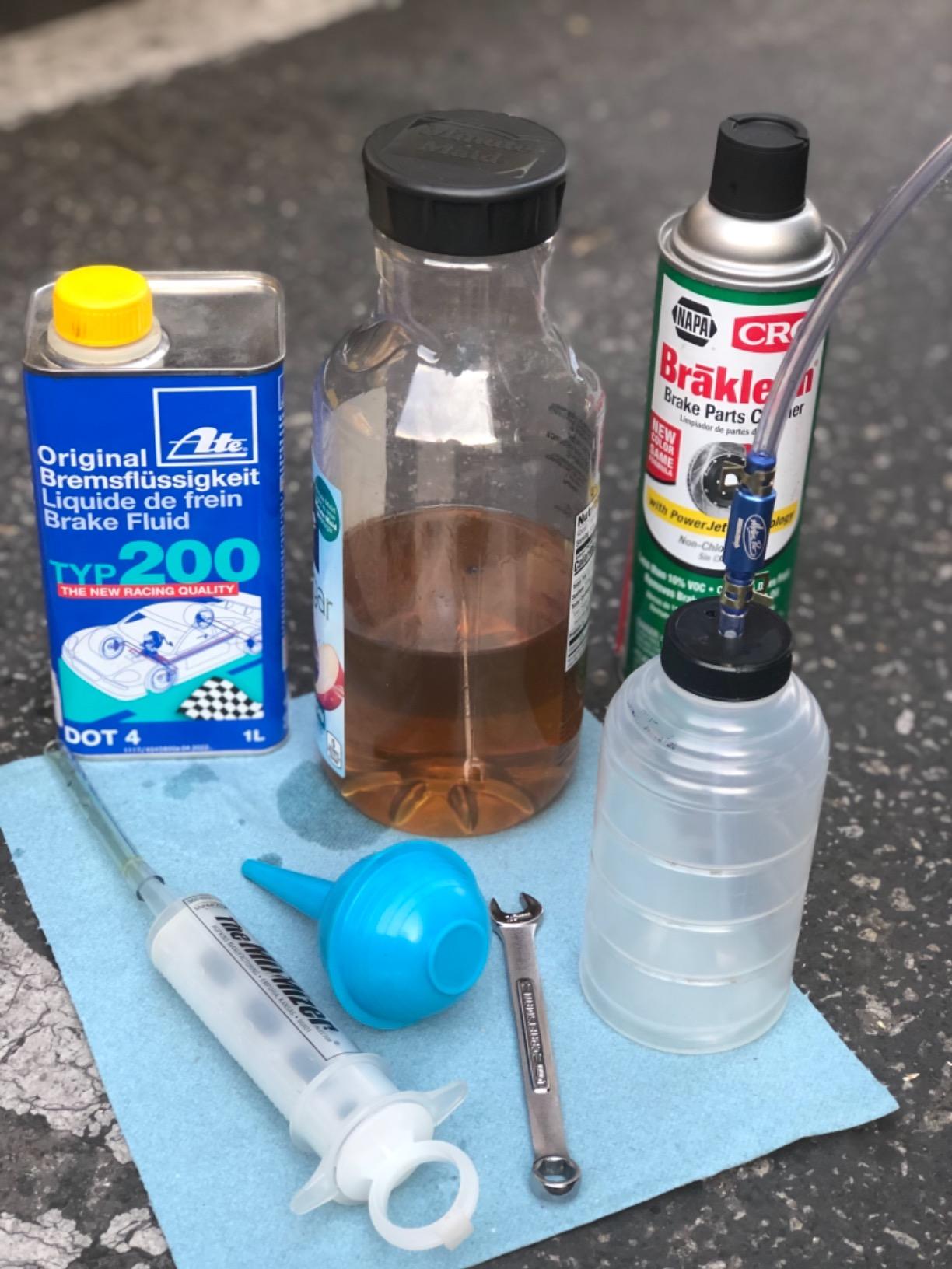 Motion Pro 08-0143 Hydraulic Brake Bleeder customer photo 2