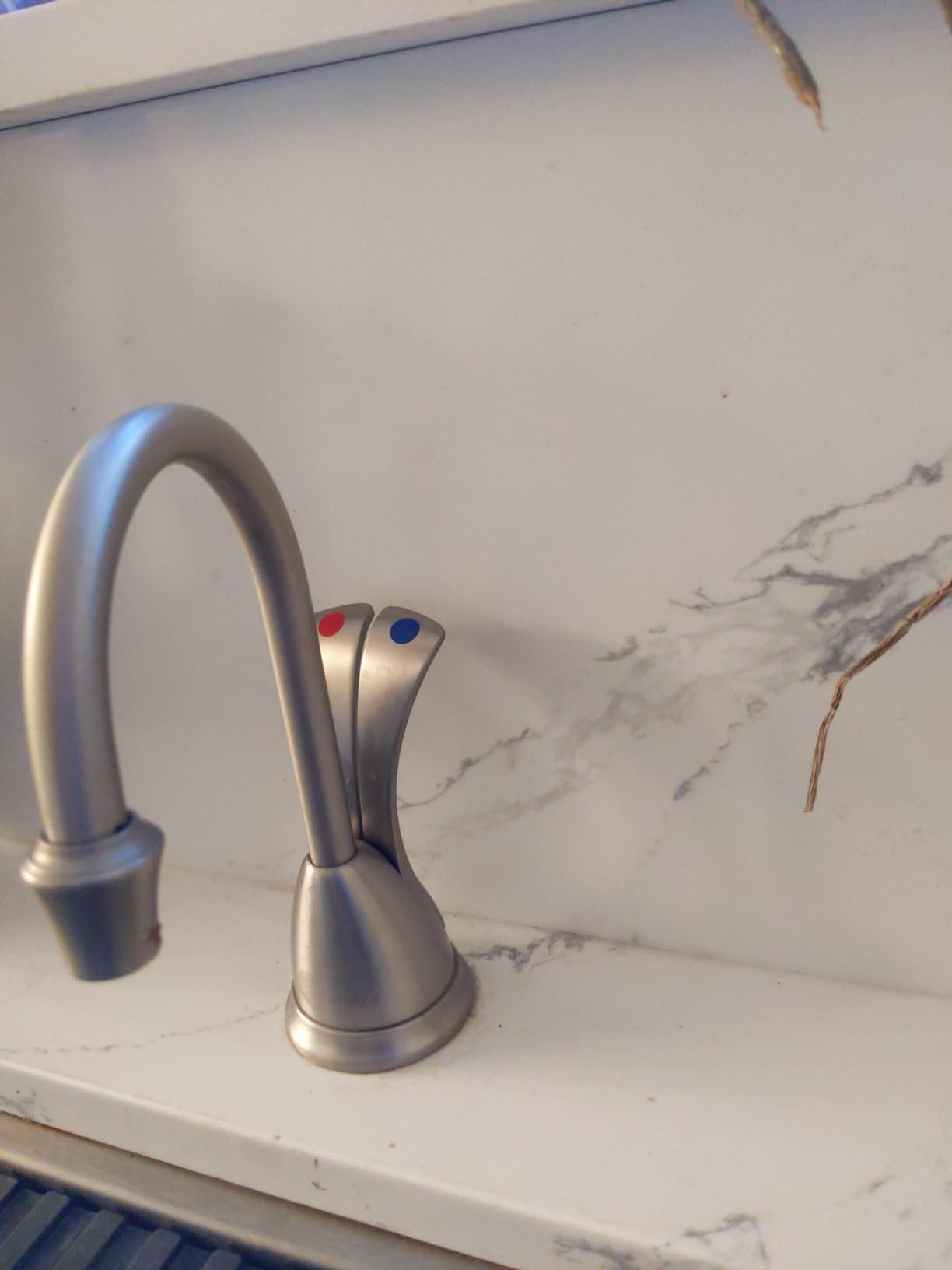 InSinkErator Wave Instant Hot and Cold Water Dispenser System - Faucet & Tank, Chrome, HC-Wave-C customer photo 1