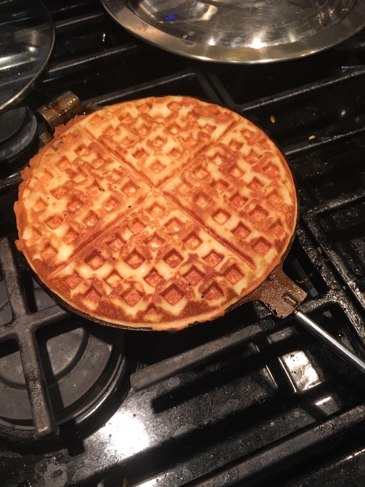 ROME Chuckwagon Cast Iron Waffle Iron For BBQ Grill and Campfire Use, 1028 customer photo 2