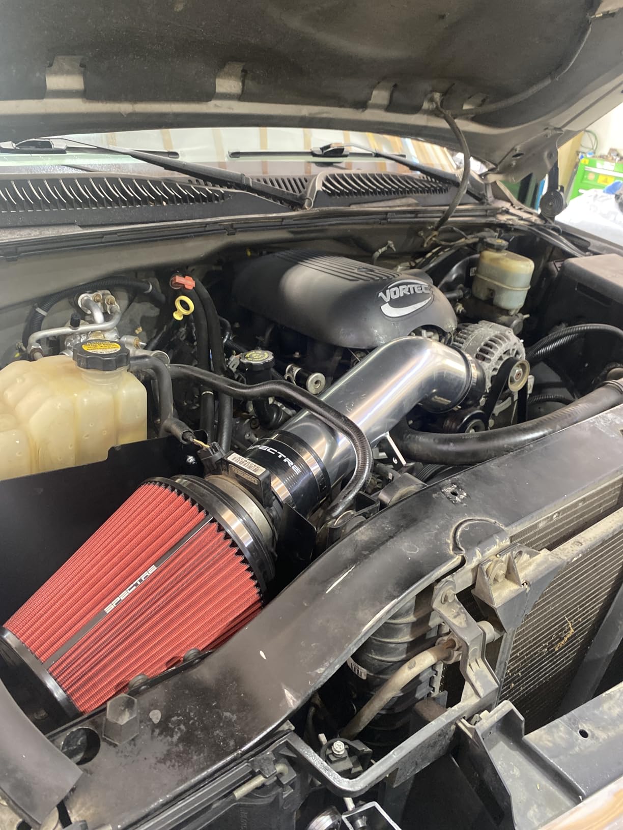 Spectre Performance Air Intake Kit: High Performance, Desgined to Increase Horsepower: Fits 1999-2007 CHEVROLET/GMC/CADILLAC (Silverado, Avalanche, Suburban, Tahoe, Sierra, Yukon, Escalade) SPE-9900 customer photo 2