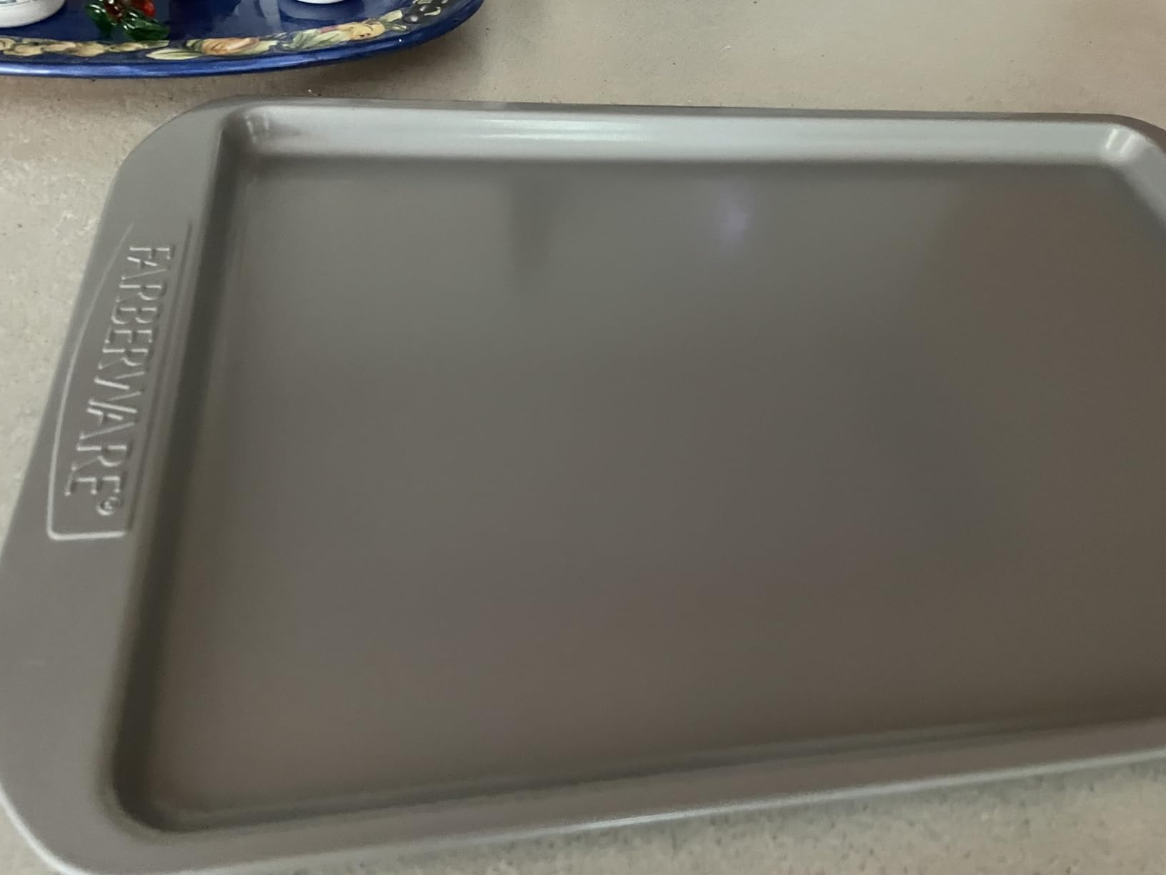 Farberware Nonstick Bakeware 3-Piece Cookie Pan Set, Gray customer photo 1