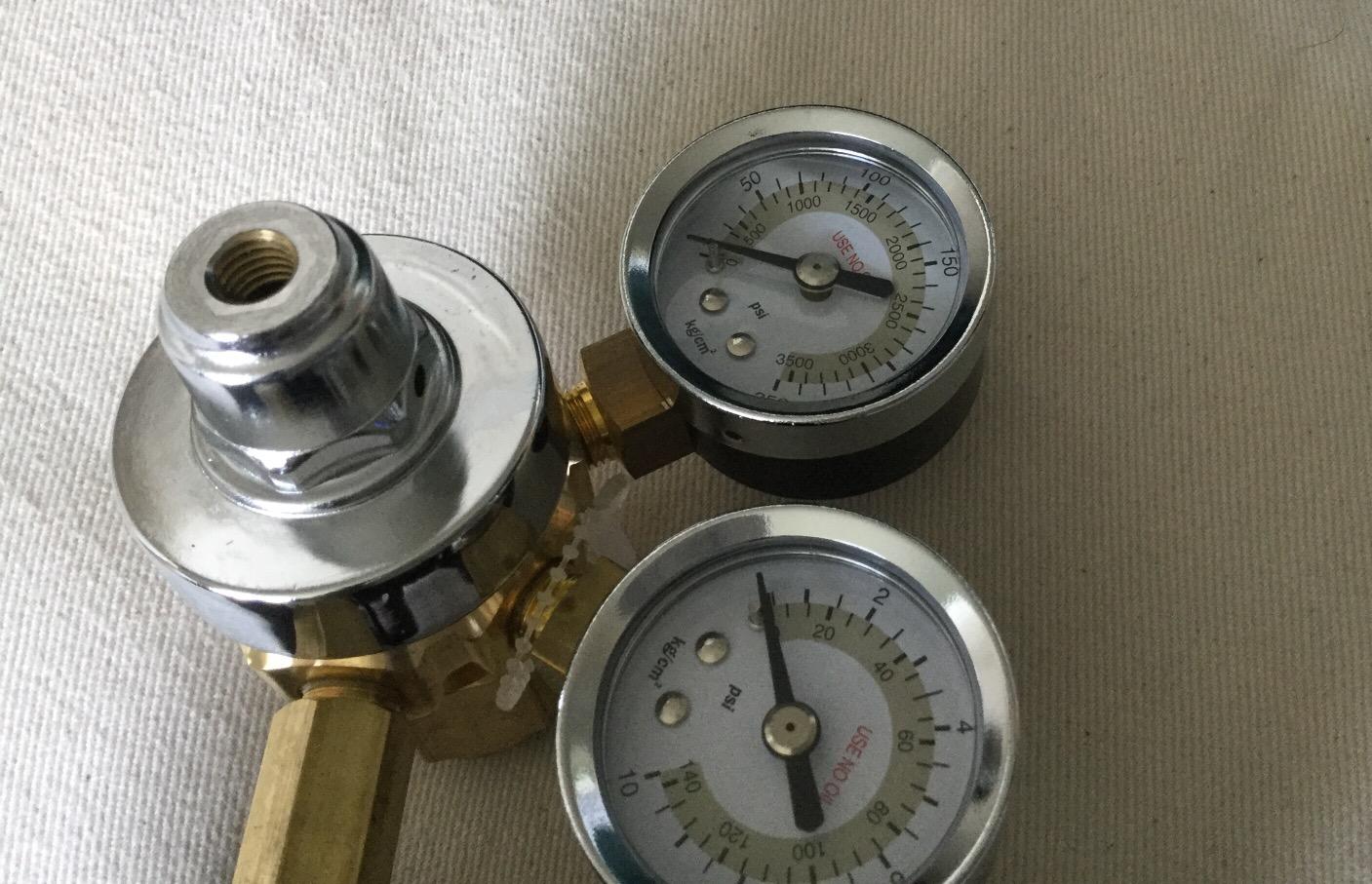 Milwaukee Instruments MA957 Dual-Valve CO2 Adjustable Flow Pressure Regulator customer photo 2
