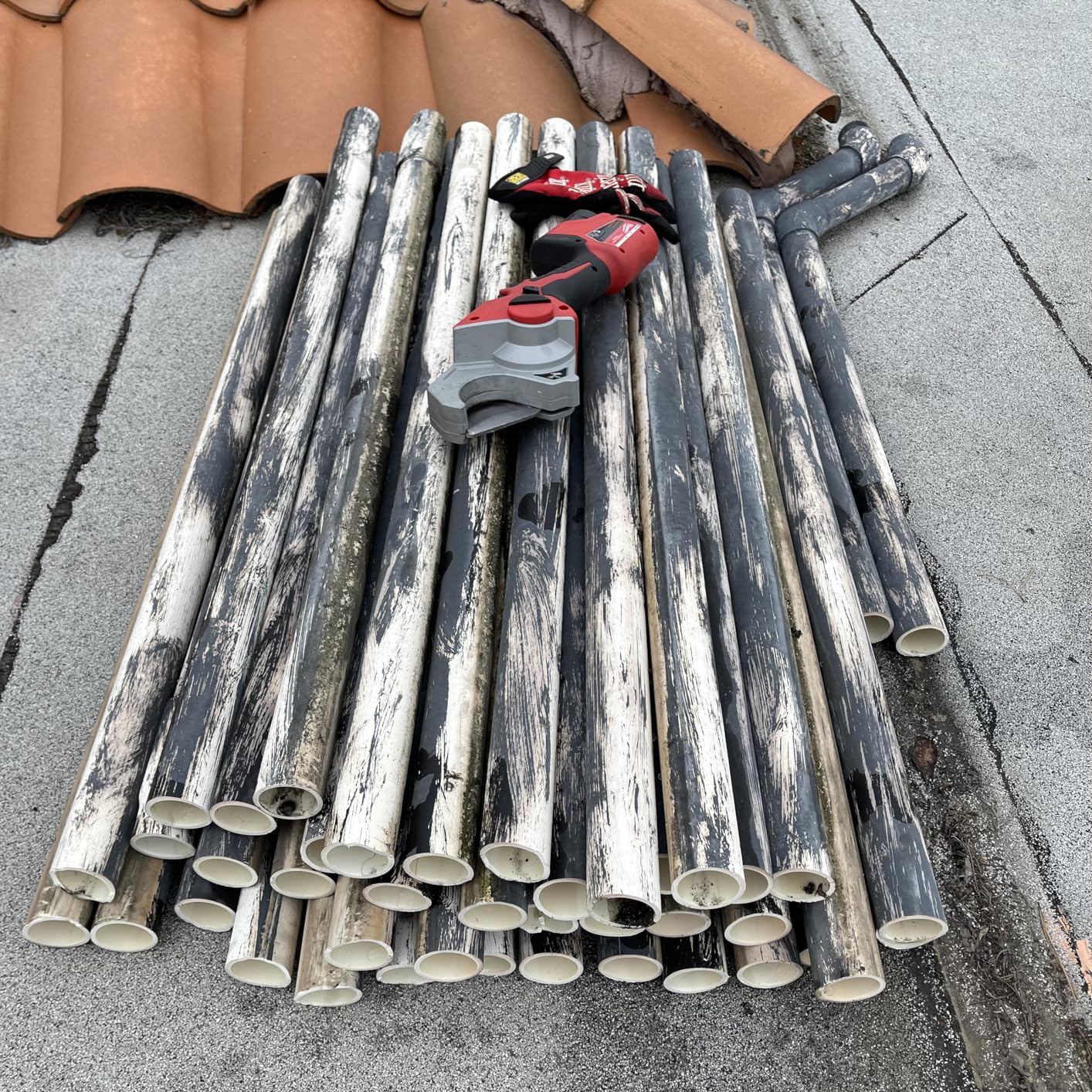 Milwaukee M12 12-Volt Cordless PVC Shear (2470-20) customer photo 1