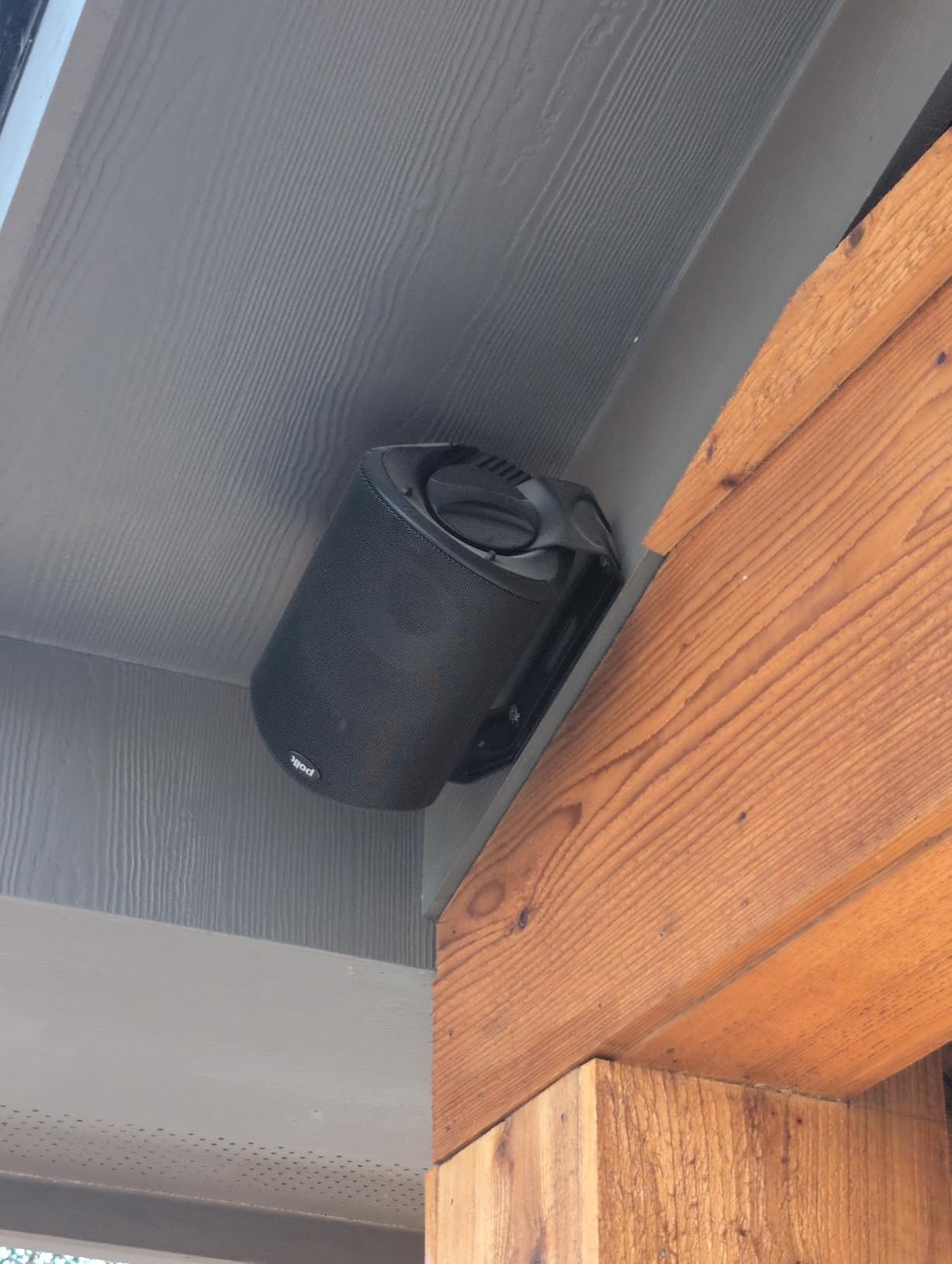 Polk Audio Atrium 4 Outdoor Speakers with Powerful Bass (Pair, White), All-Weather Durability, Broad Sound Coverage, Speed-Lock Mounting System customer photo 1